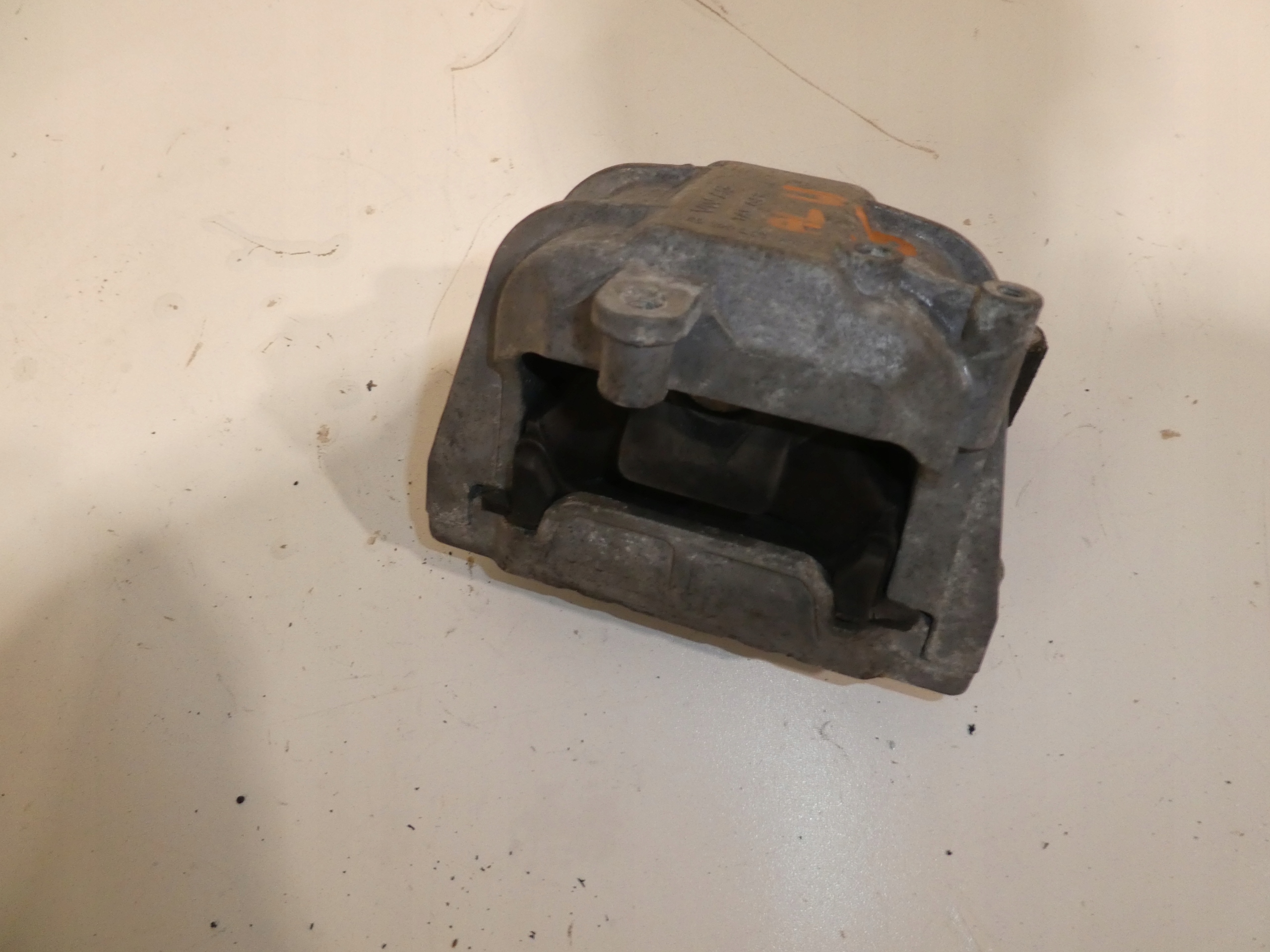 engine mount VW SEAT SKODA 1.4 TSI 1k0199262CF