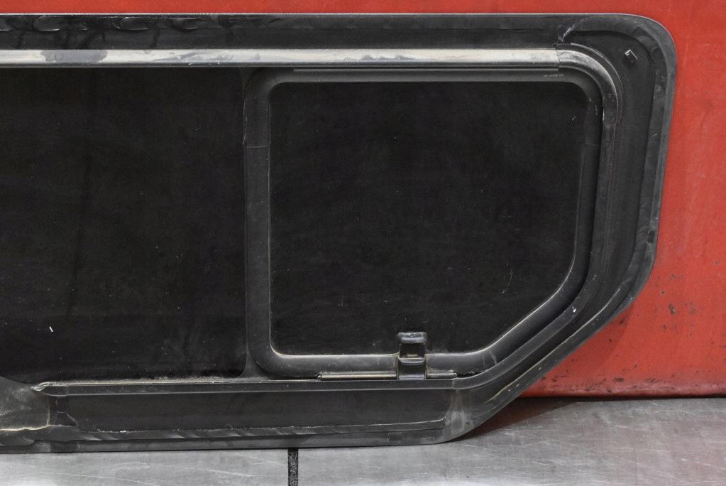 window bodywork left rear part NISSAN PRIMASTAR 1 and 02-06