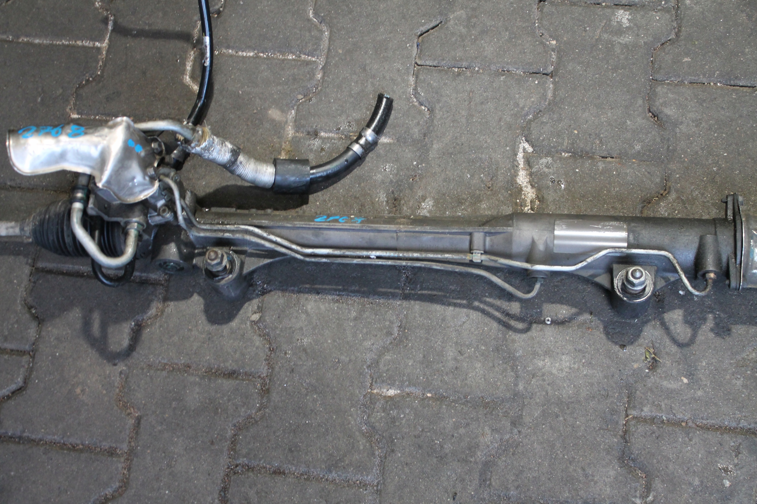 2768. servo control PORSCHE CAYENNE 7P5422051D