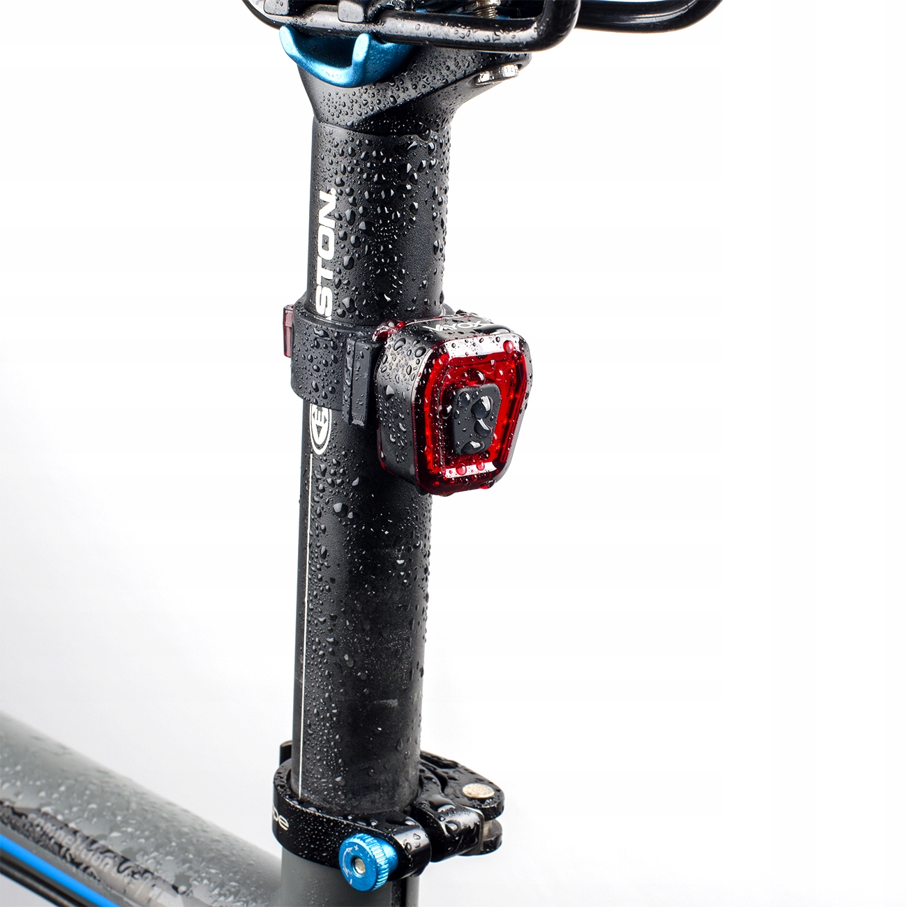 LAMPKA ROWEROWA TYLNA LED USB NA ROWER TYŁ VAYOX Strumień świetlny 100 lm