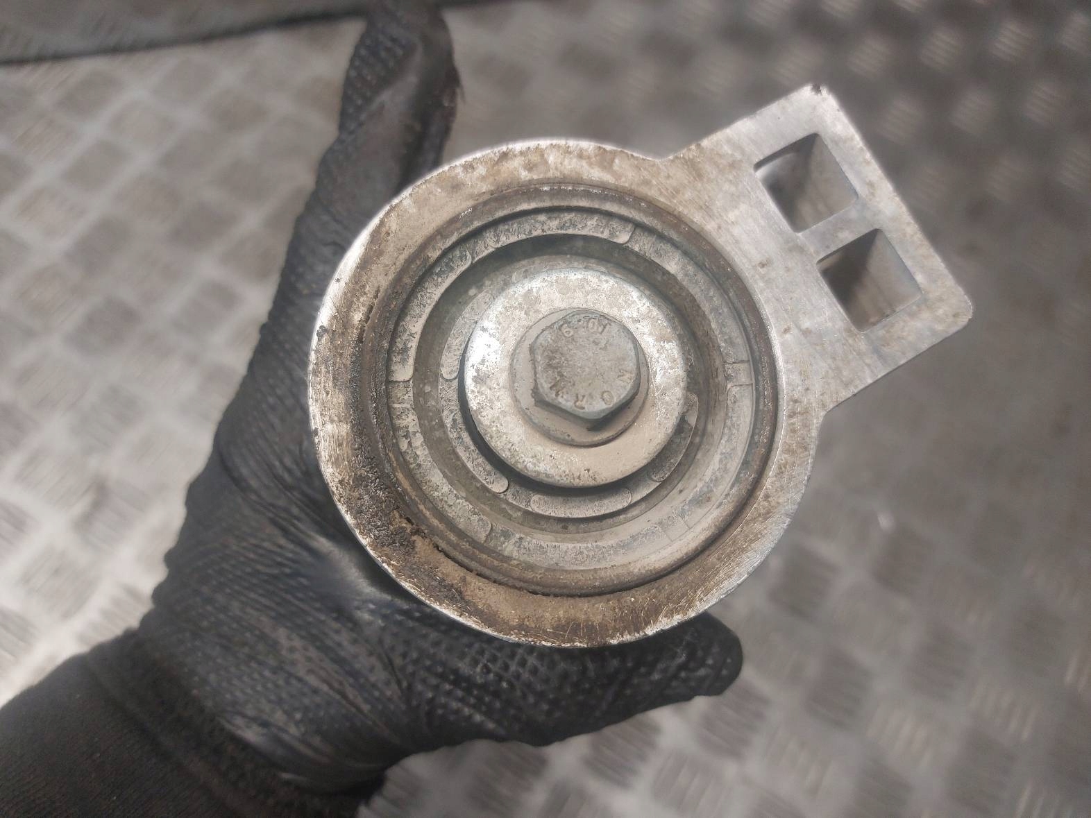 arm left front OPEL INSIGNIA A