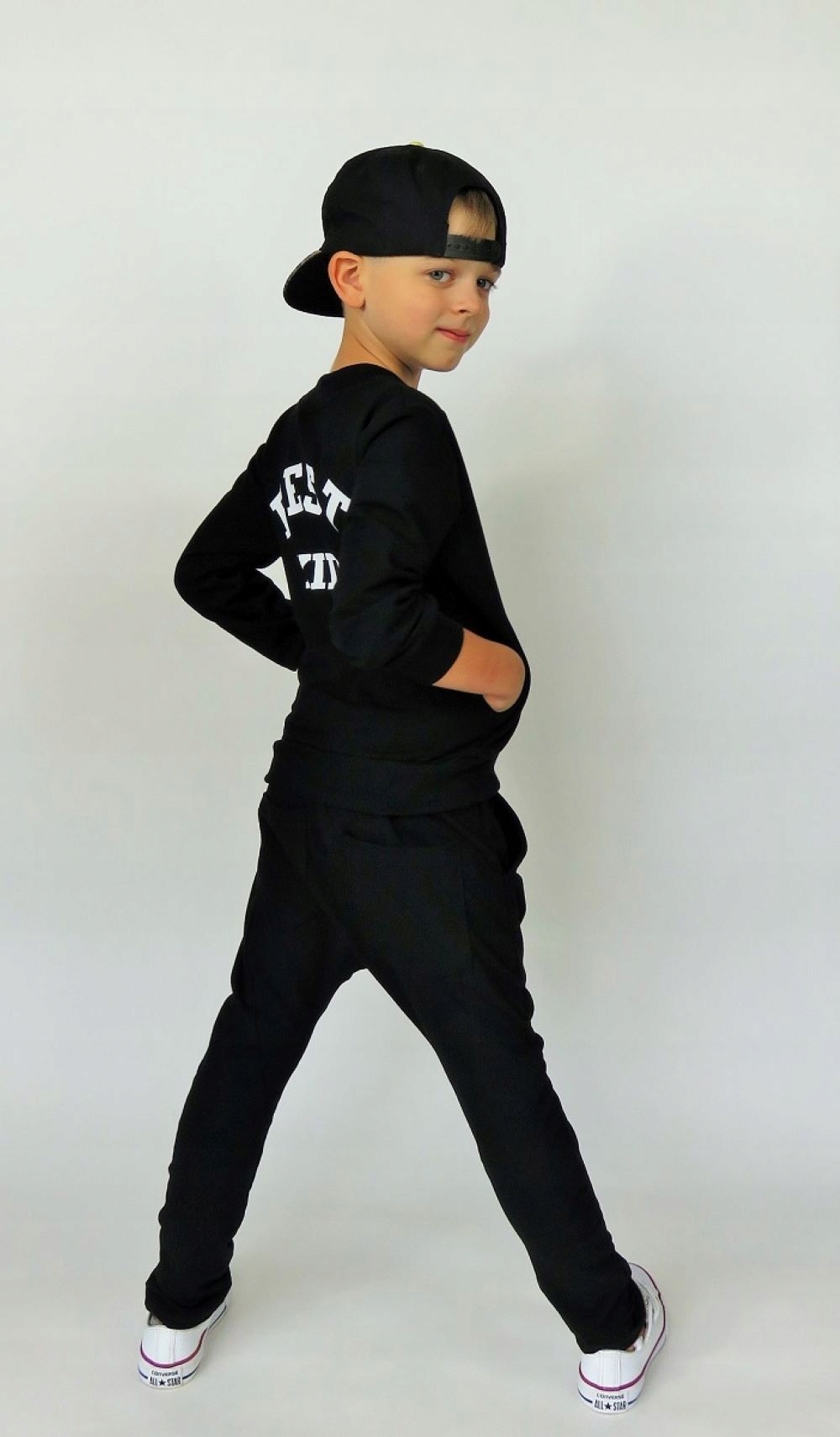 Spodnie baggy czarne Caramba Mamma 122 EAN (GTIN) 5905923101658