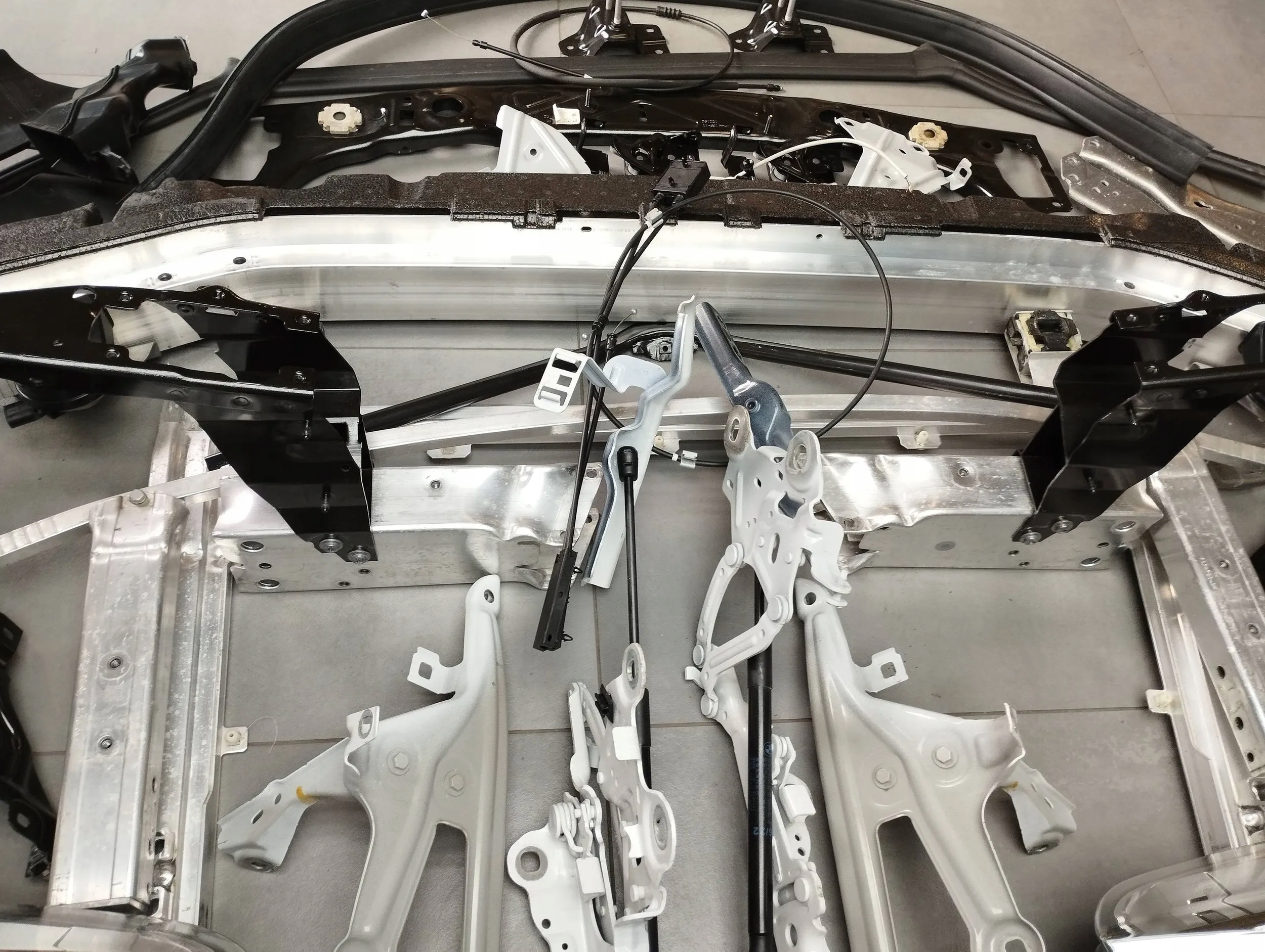 BMW X1 F48 MASKA ZDERZAK LAMPY PAS BŁOTNIKI A300 Typ samochodu 4x4/SUV