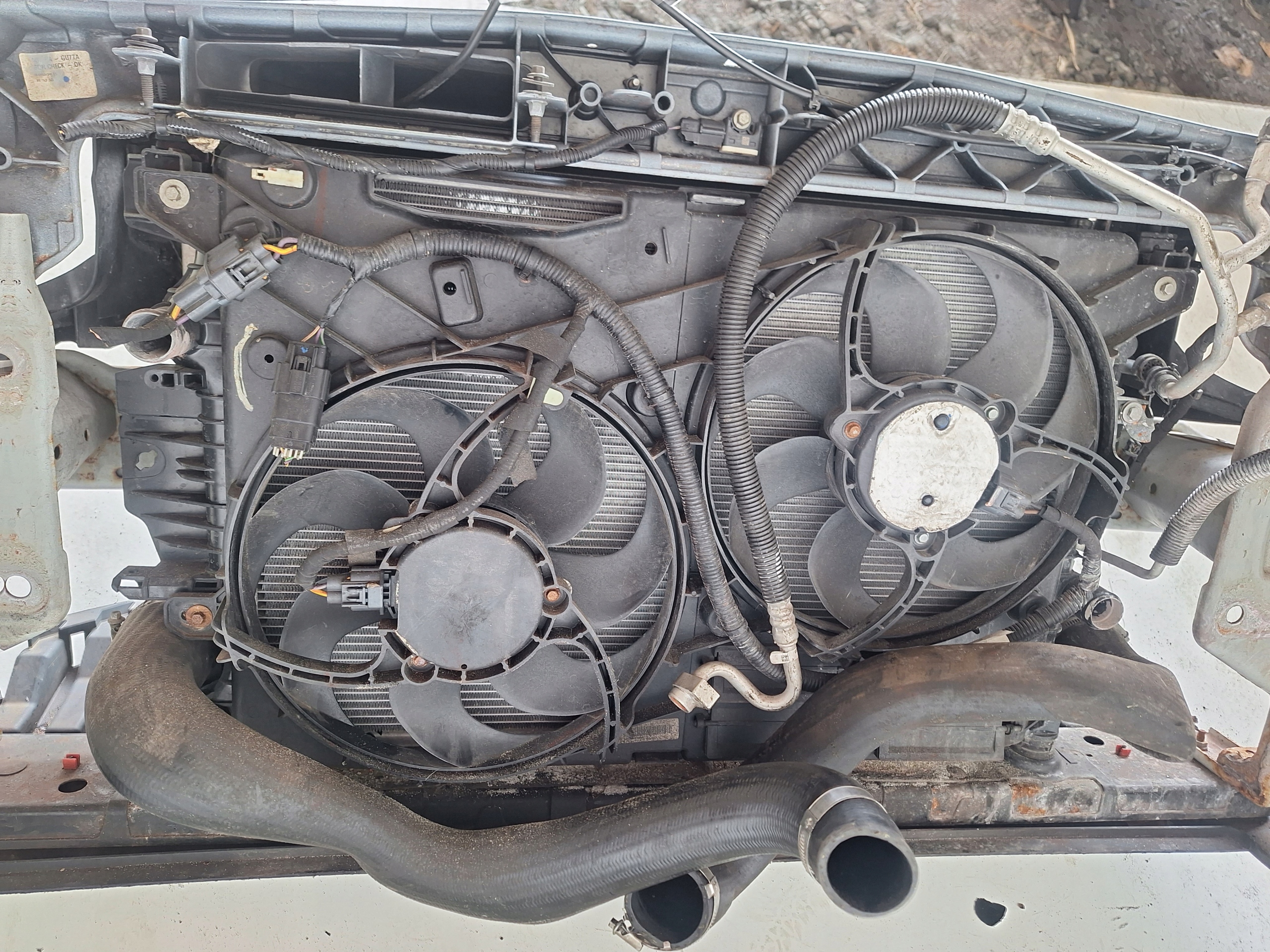 FORD MONDEO MK5 10-14 support panel for radiators 2.0 TDCI MANUAL