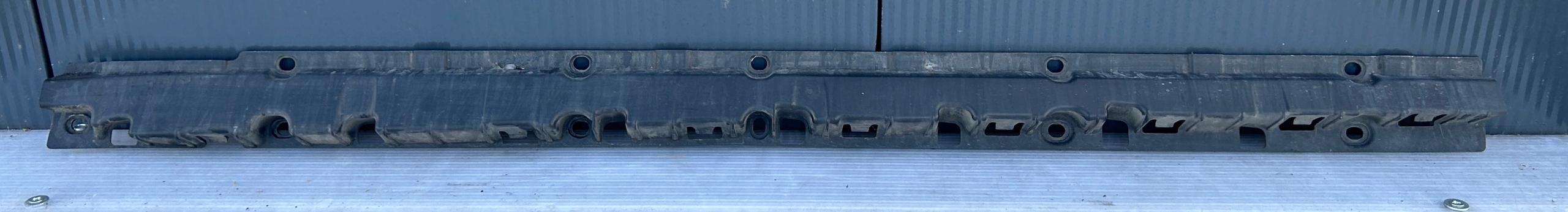 support mouldings PROGOWEJ left BMW X5 E70 7207195