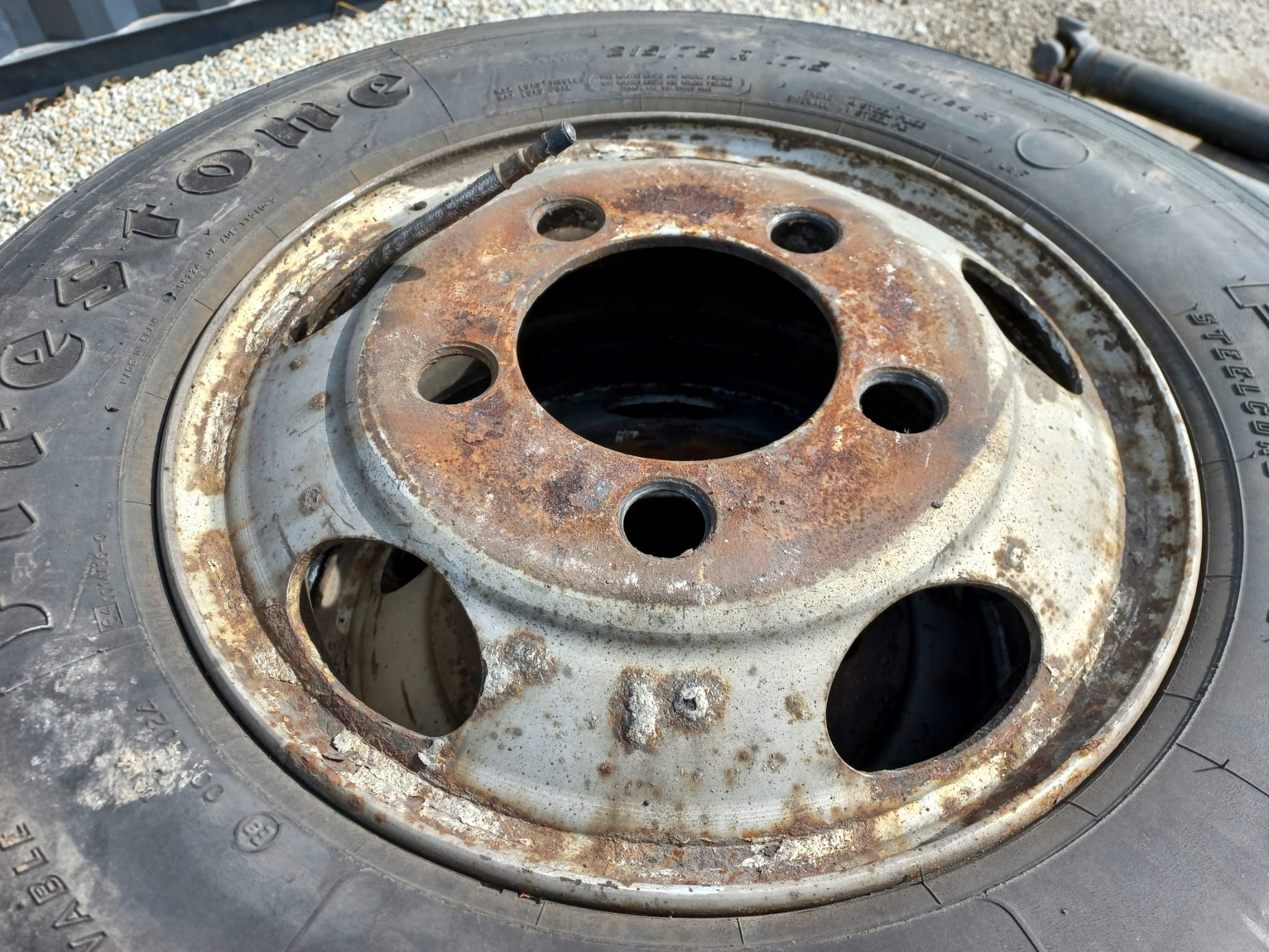 wheels 215/75/R17,5 TOYOTA CAETANO OPTIMO AUTOBUS