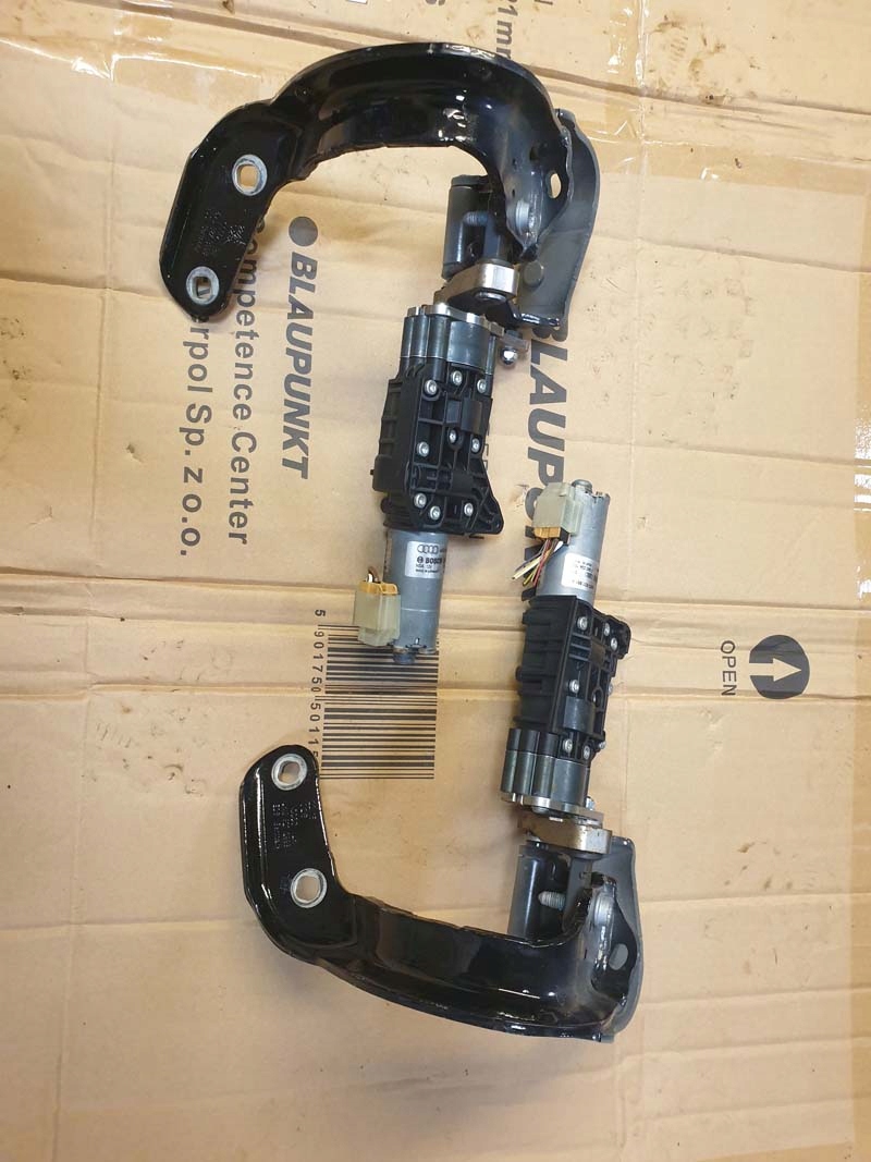 Audi OEm0827851a ел. замок кришки багажника