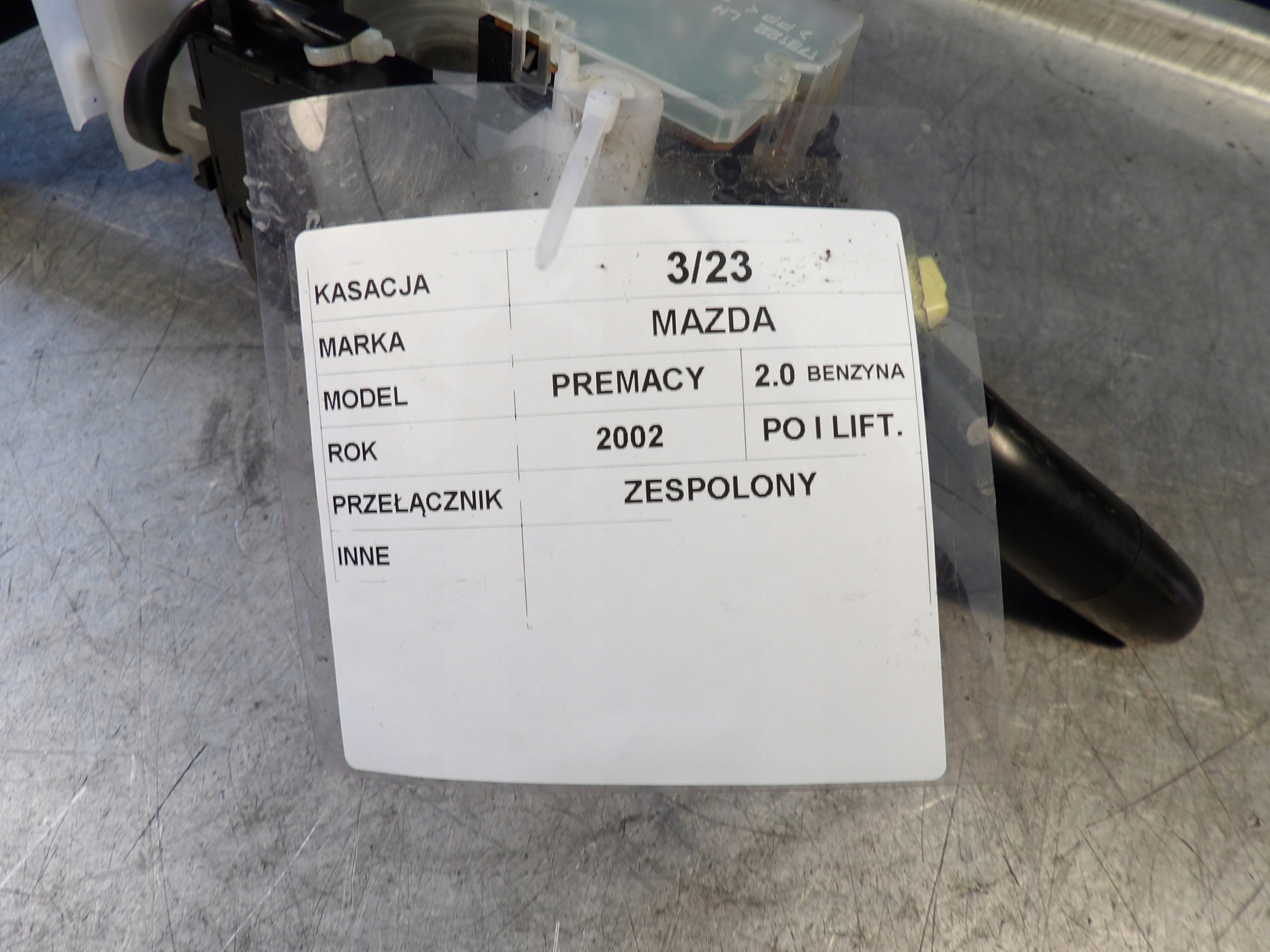 steering wheel levers and controls Mazda Premacy FL BL2T