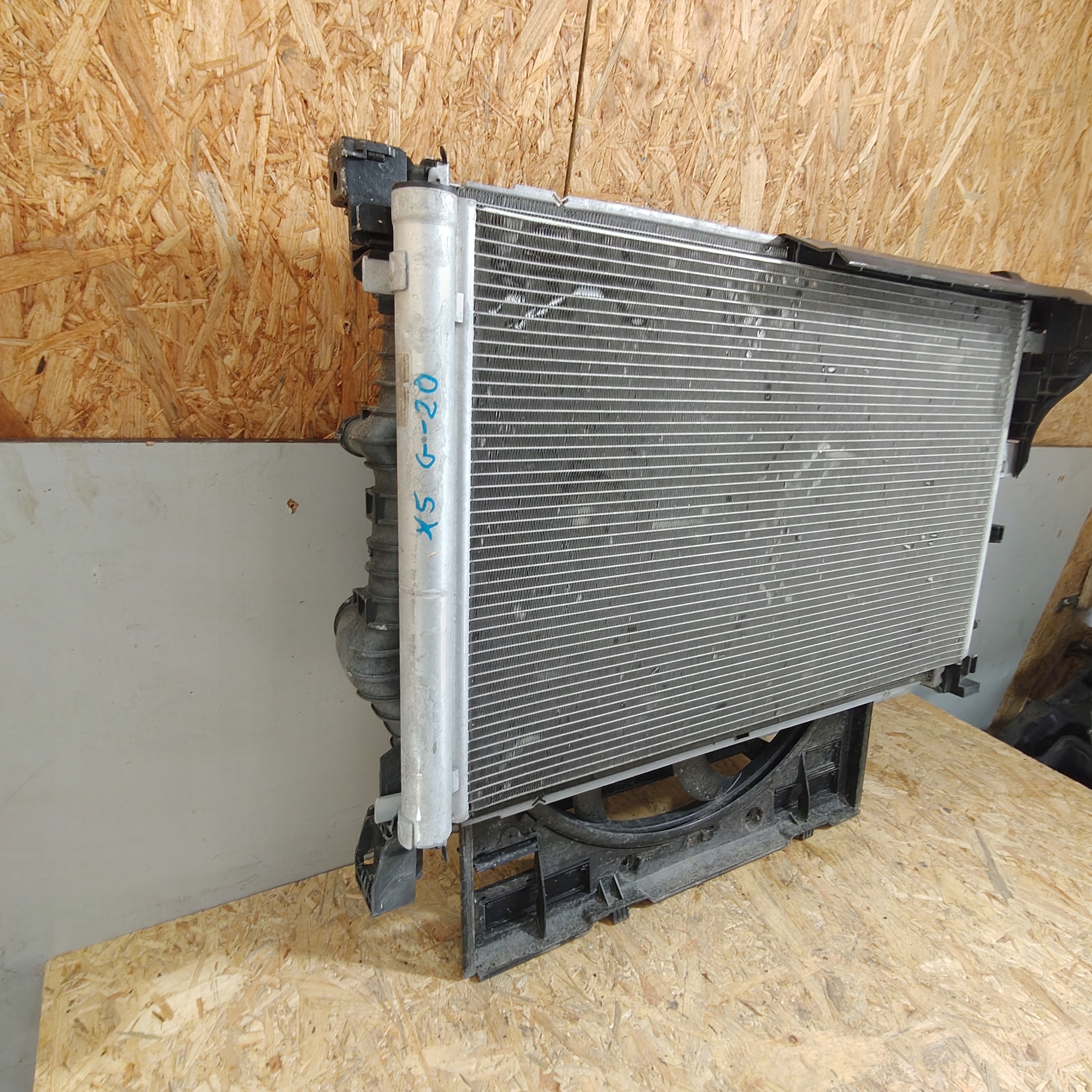 chladič vody KLIMA ventilátor BMW X5 G20