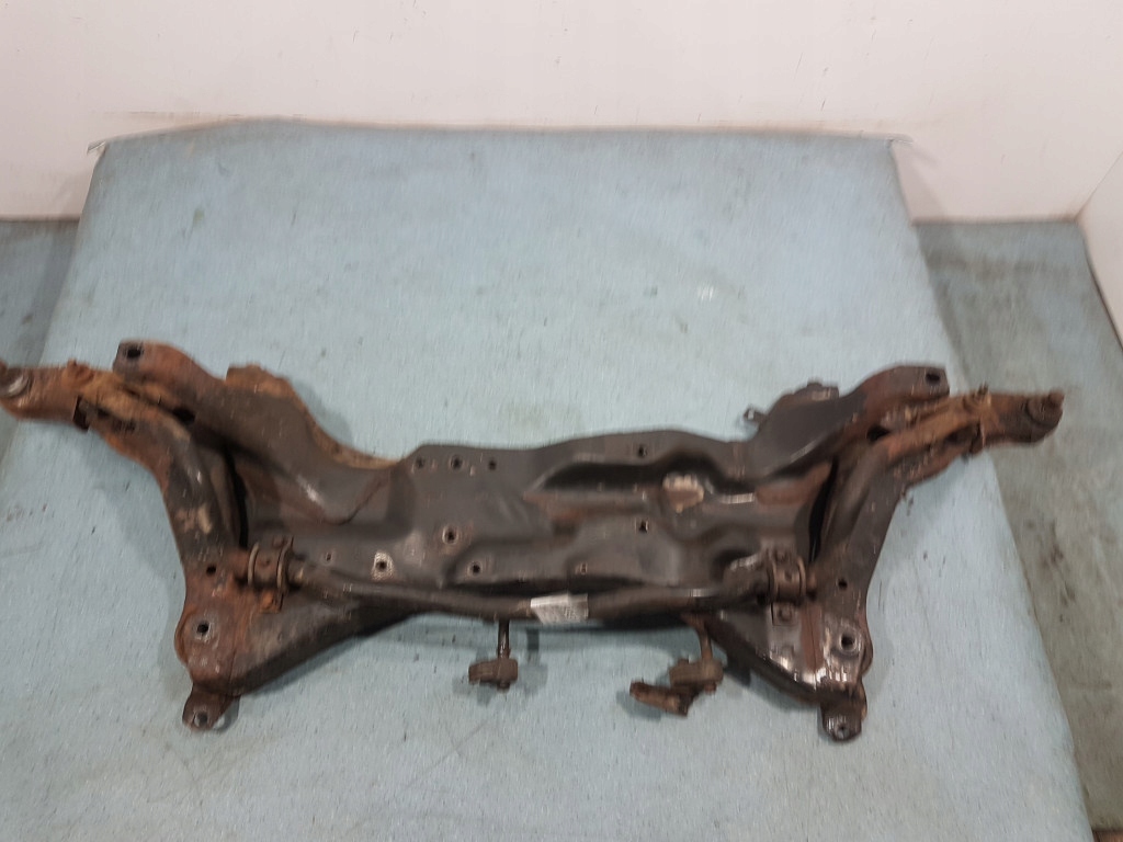 MITSUBISHI OUTLANDER I 2.4B KOŁYSKA PRZÓD