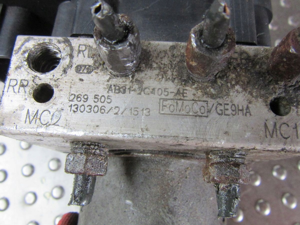 FORD RANGER 2.2d 2015 насос ABS