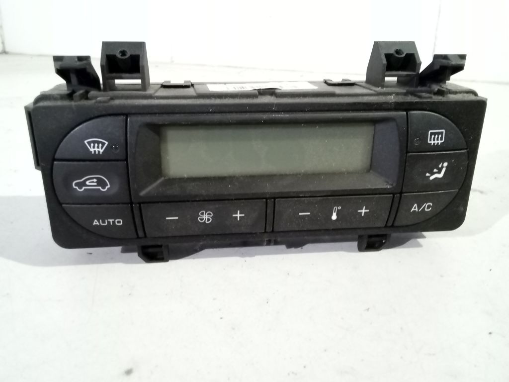 Citroen C3 Pluriel control panel air conditioning devices