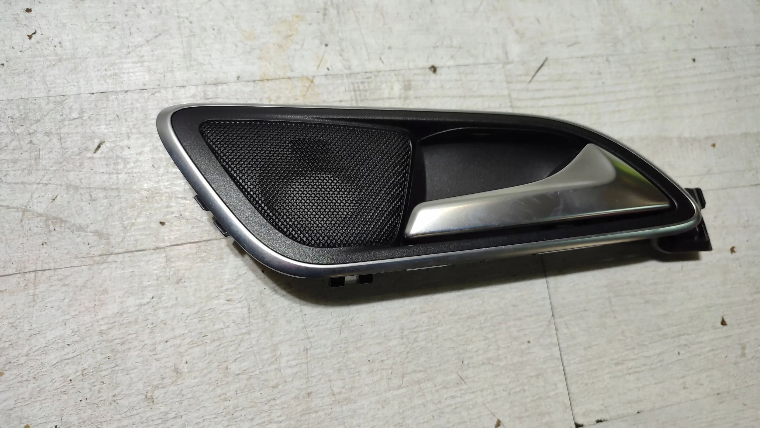 Mercedes-Benz A W176 2017 rear part side right handle inner