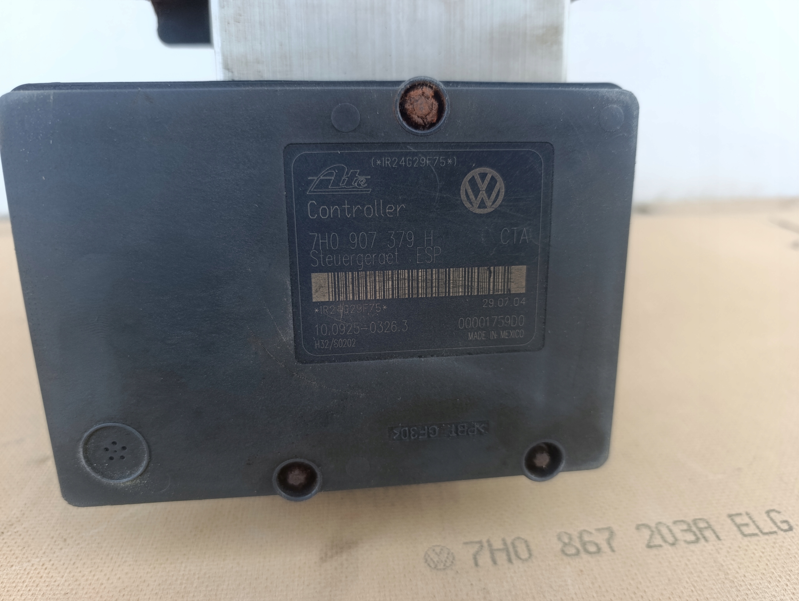 VW T5 pump ABS control unit 7H0614111H 7H0907379H