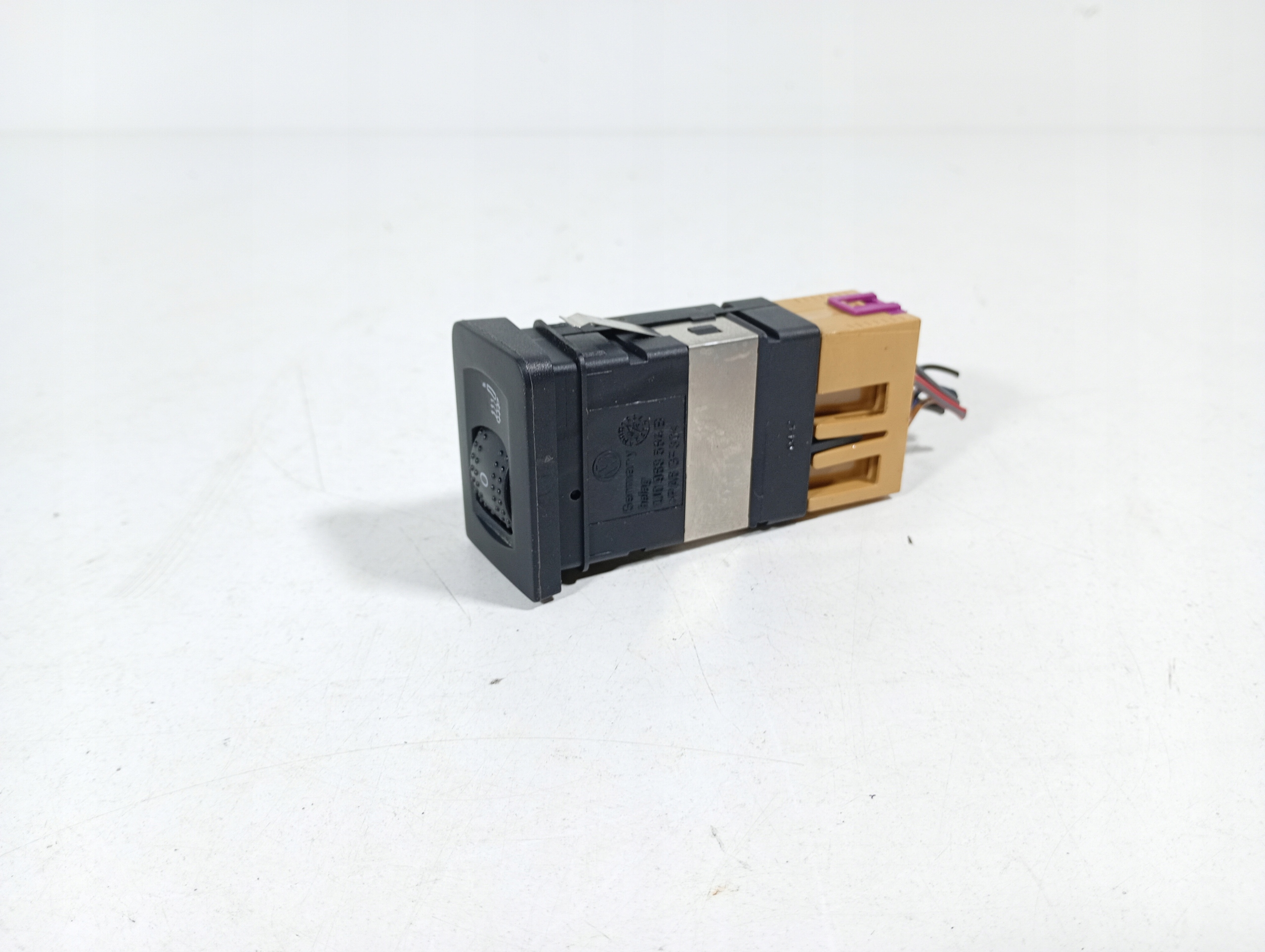 VW BORA 98-05 switch switch OGRZEWANIA seat OE 1J0963564B