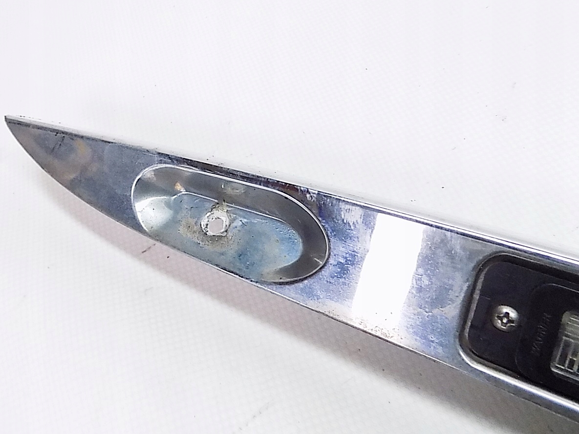 LISTWA BLENDA KLAPY TYL Mercedes R klasa W251 Installation side rear