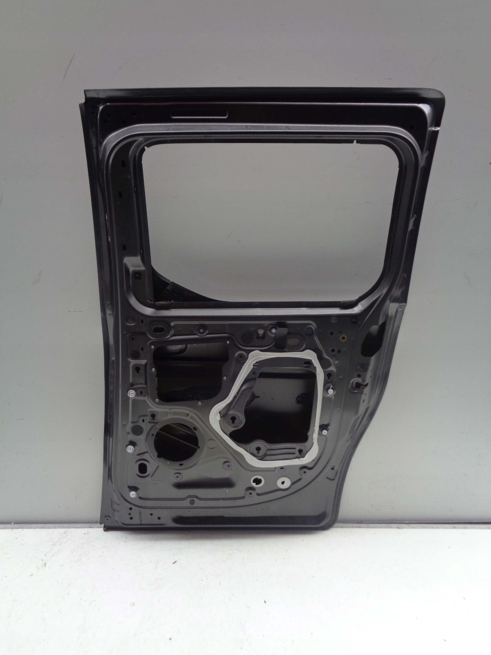 door right rear. sliding PEUGEOT RIFTER 18