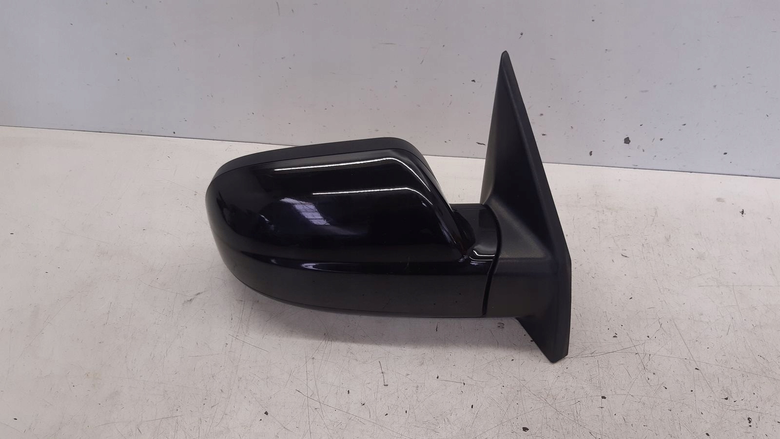 mirror right 3pin Hyundai Tucson and LIFT EB