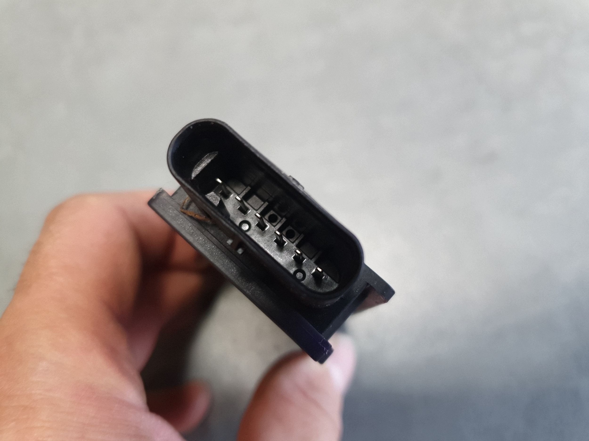 Audi A3 8Y antenna amplifier 5WA962133G