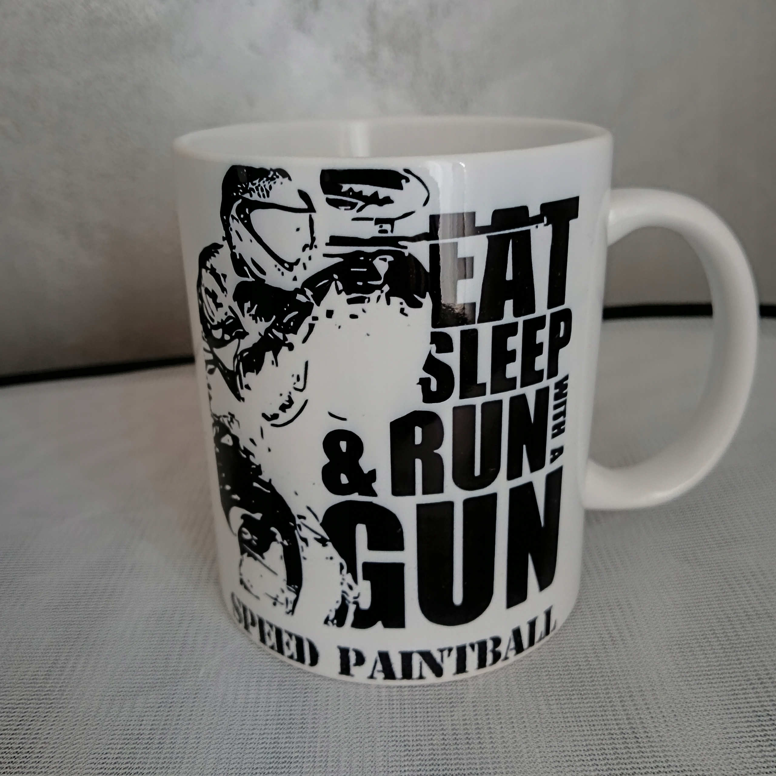 KUBEK Z WŁASNYM NADRUKIEM NADRUK KUBKI ZE ZDJĘCIEM Wzór dominujący Bez wzoru