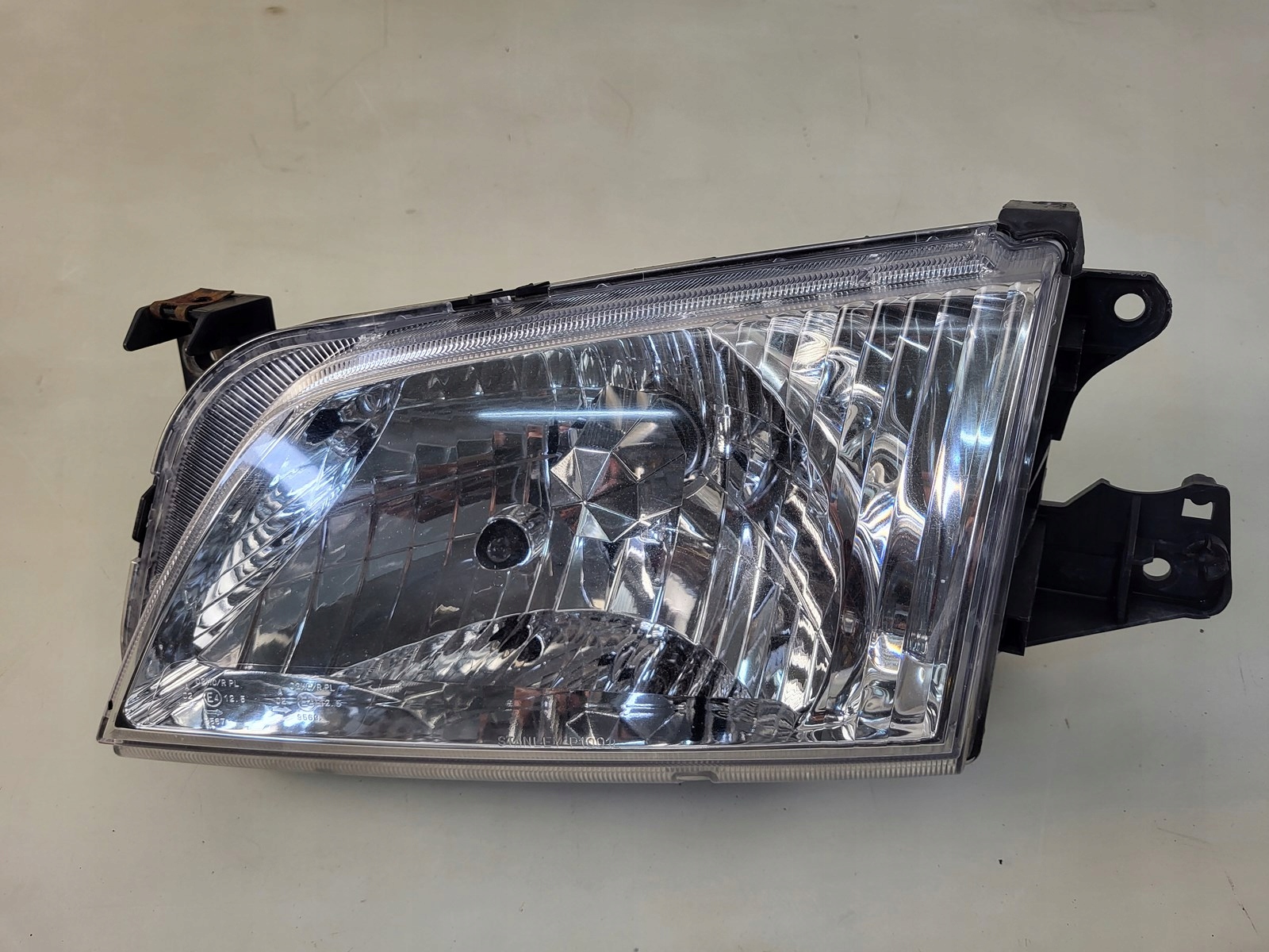 light left front left front reflektor left MAZDA DEMIO P1001L