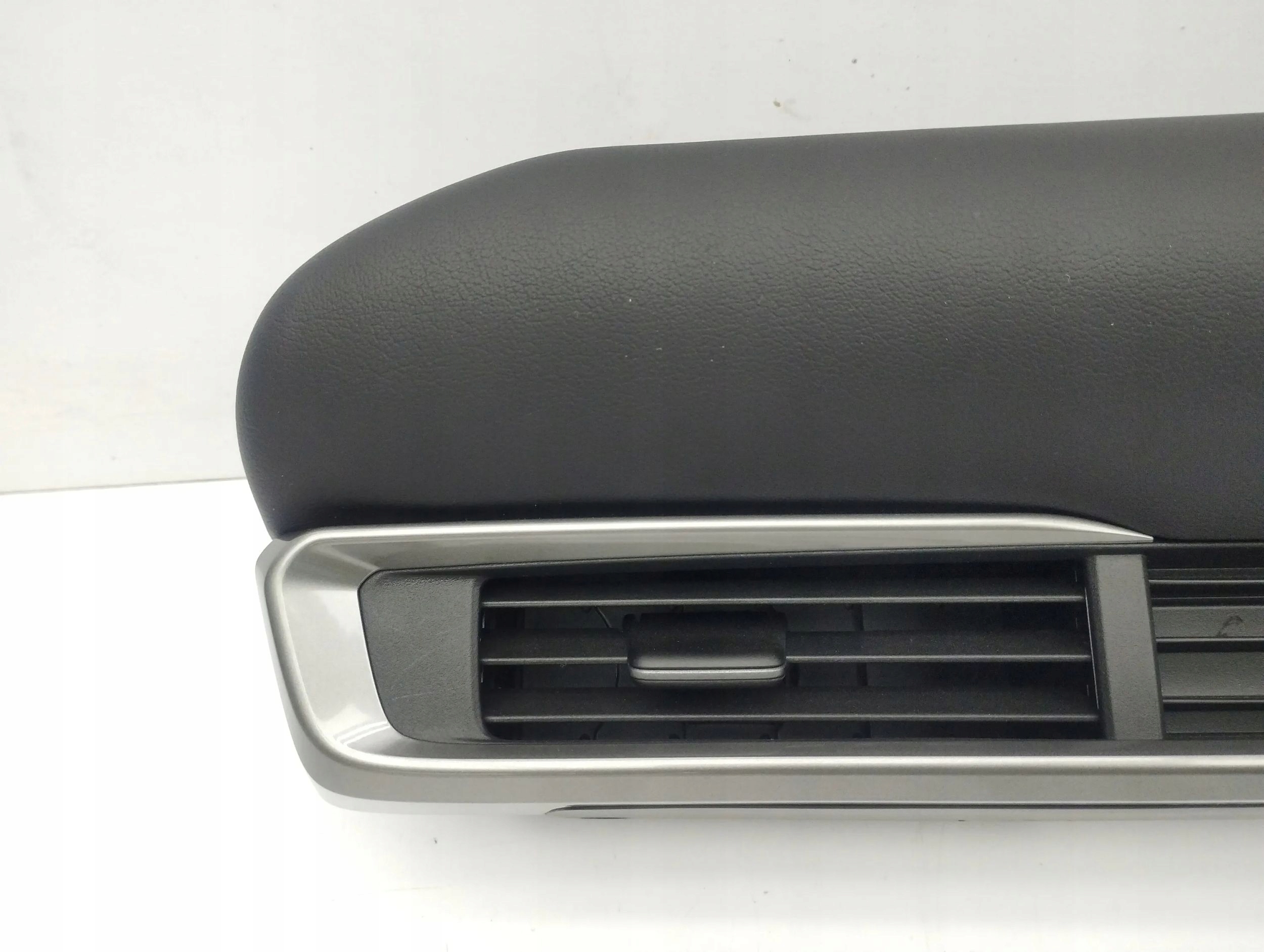 mazda CX-30 2023 средняя потока воздуха