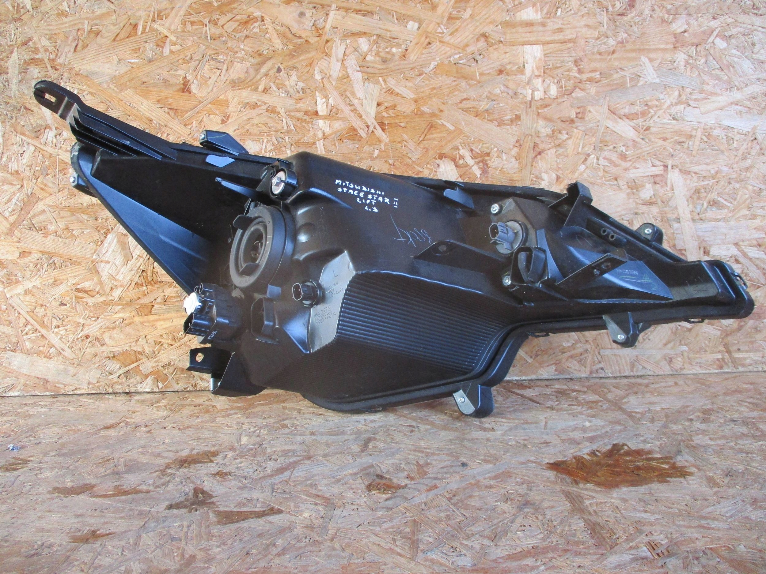 light front front left MITSUBISHI SPACE STAR II LIFT 20