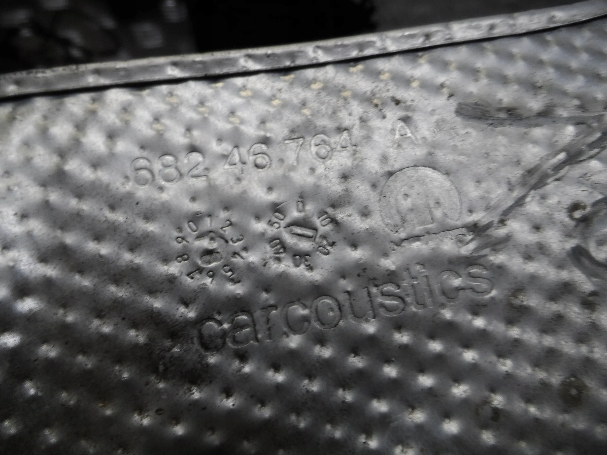 OSŁONA ZBIORNIKA PALIWA JEEP COMPASS II Producent części Jeep OE