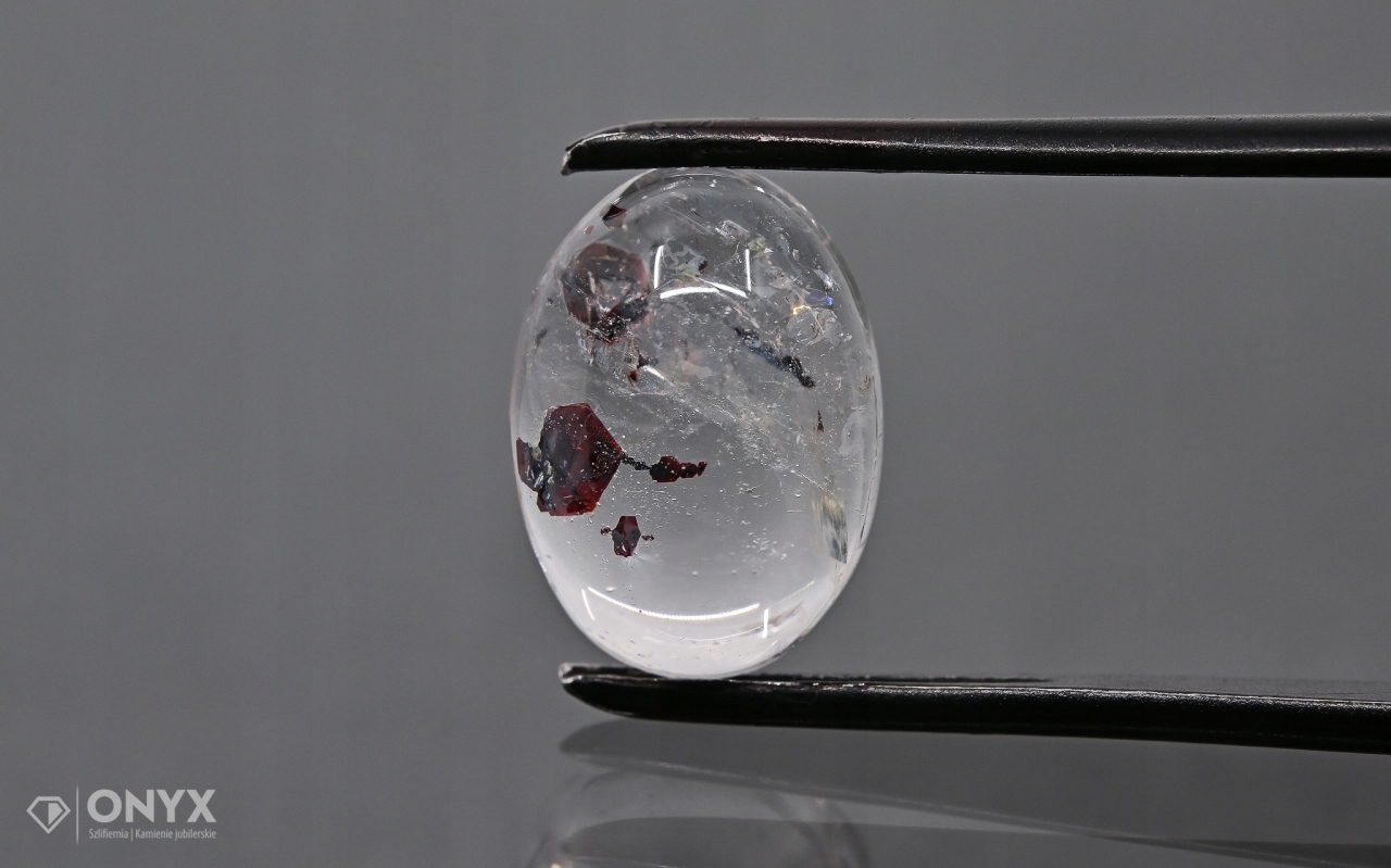 Jahodový křemen kabošon ovál 14x10 mm