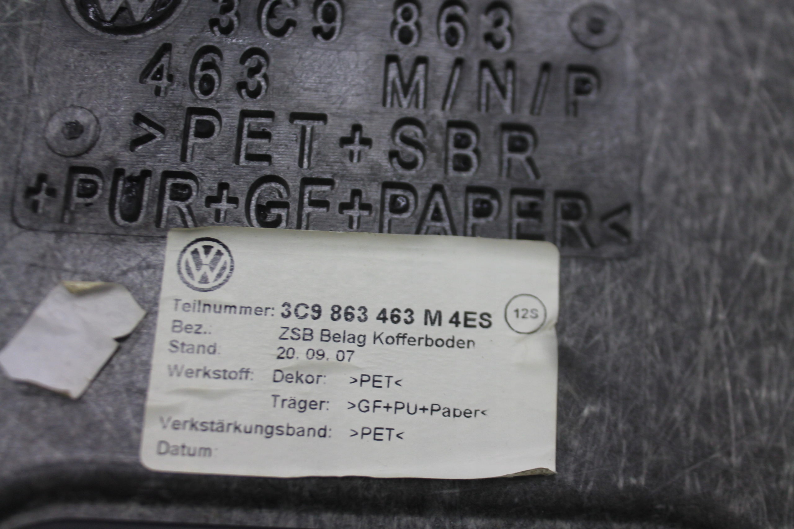floor mats boot 3C9863463M VW PASSAT B7 KOMBI 10-14