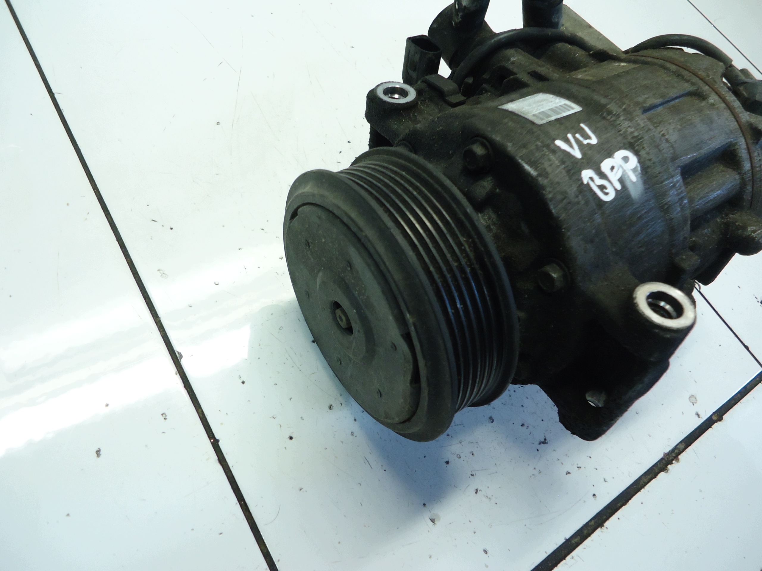 AUDI A4 B7 A6 C6 2.7 TDI V6 2008 BPP klimakompressor 4F0260805AG