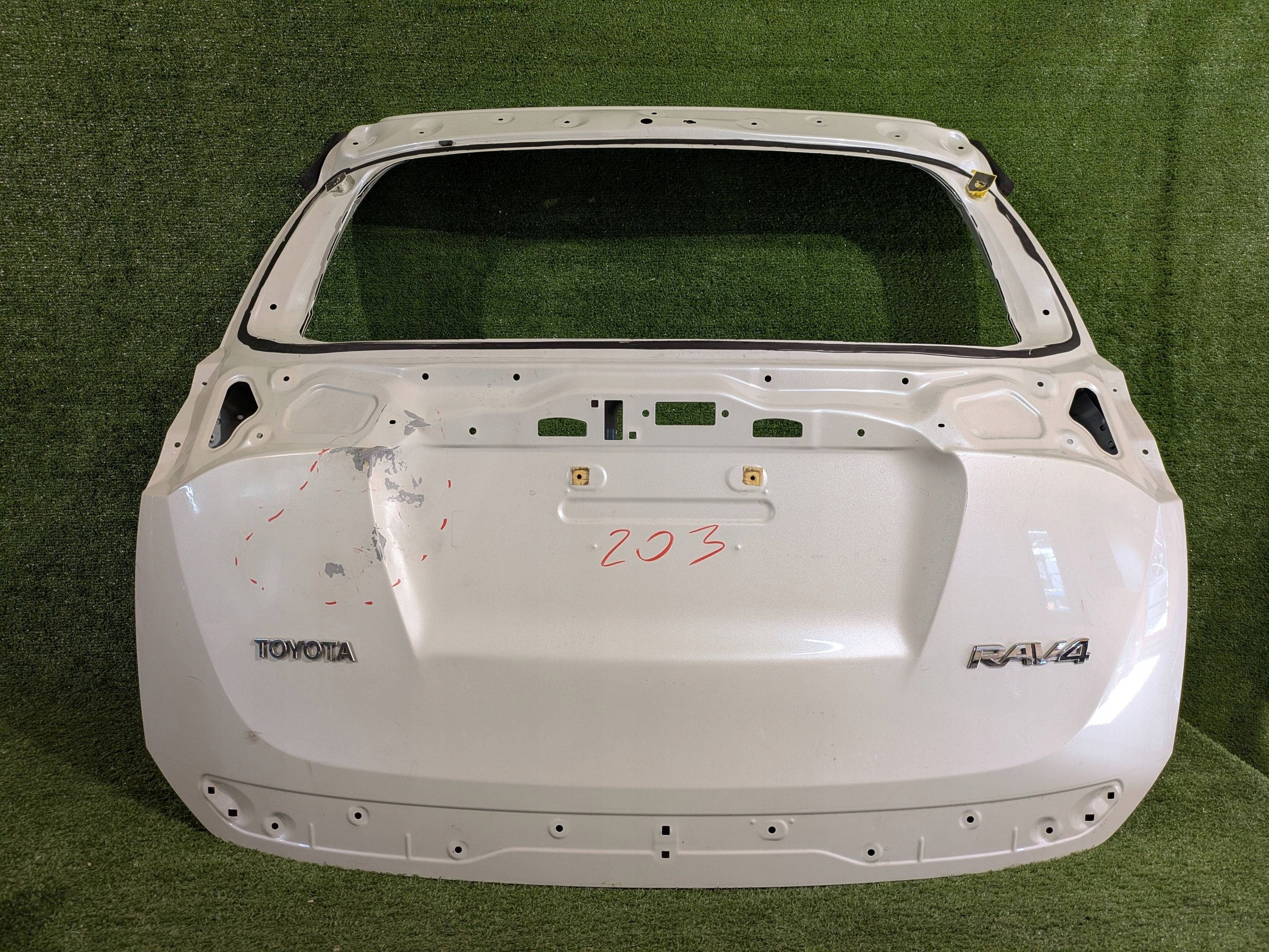 boot doors rear part boot TOYOTA RAV4 IV LIFT NR.203