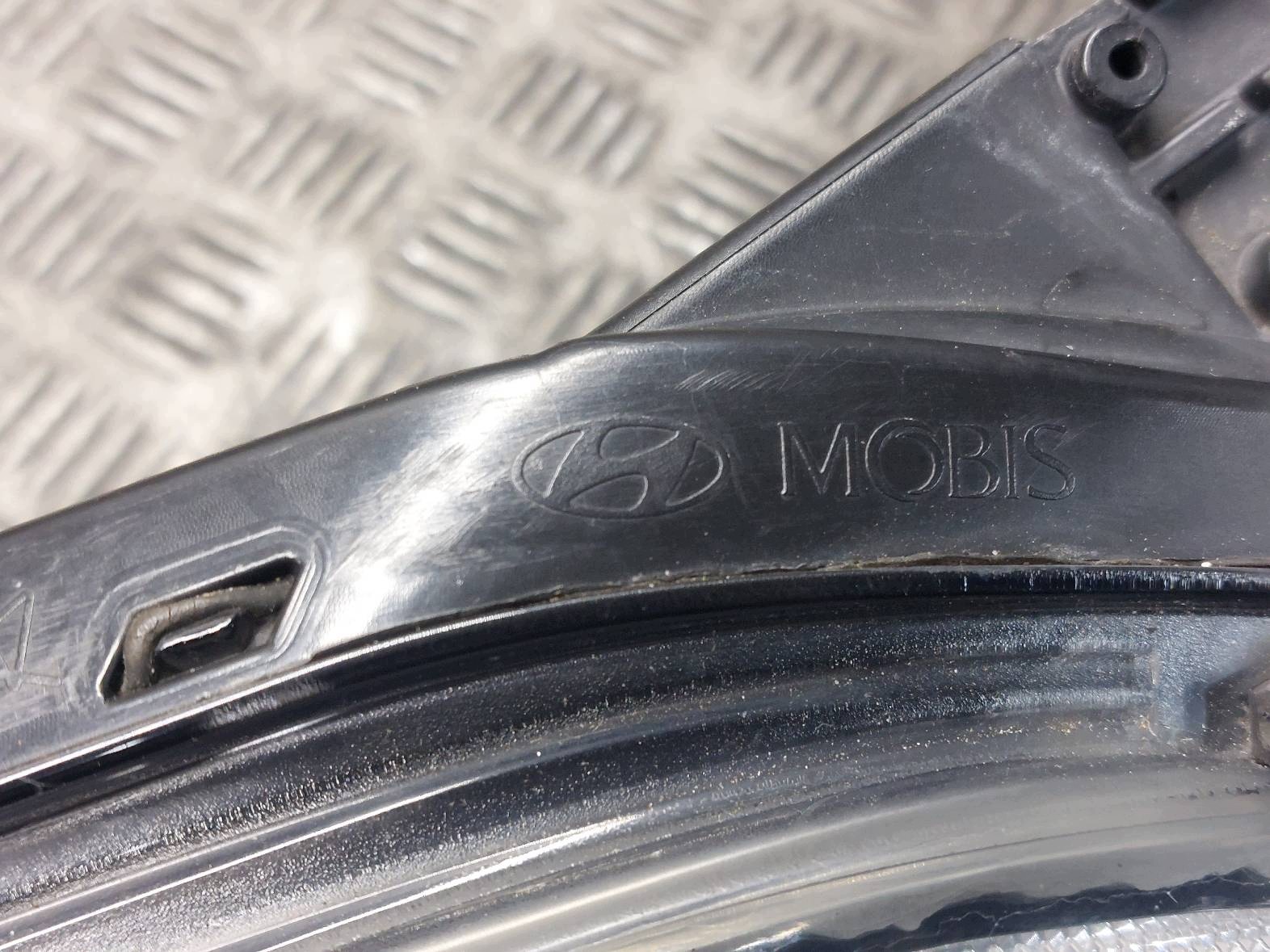 light left front HYUNDAI I30 II EU 92101-A6000 ID: 240793