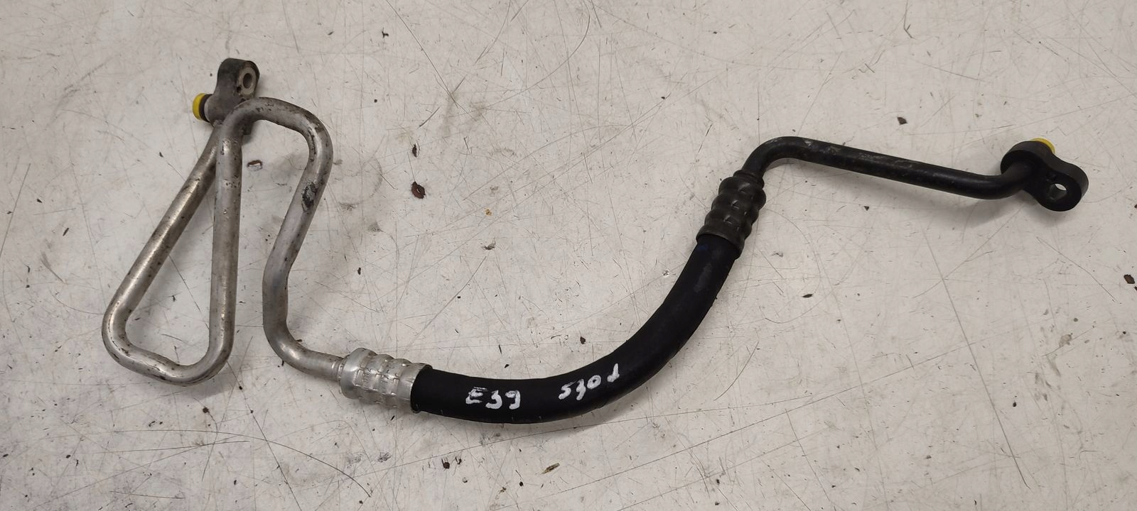 hadice vedení klimatizaci BMW E39 LIFT 3,0TD kombi