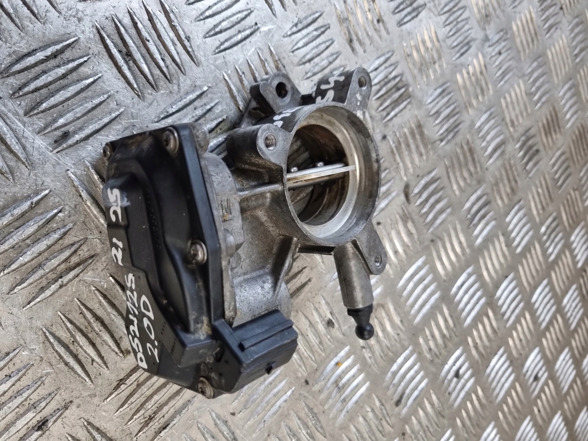 valvola a farfalla 55564164 OPEL INSIGNIA A 2.0 D