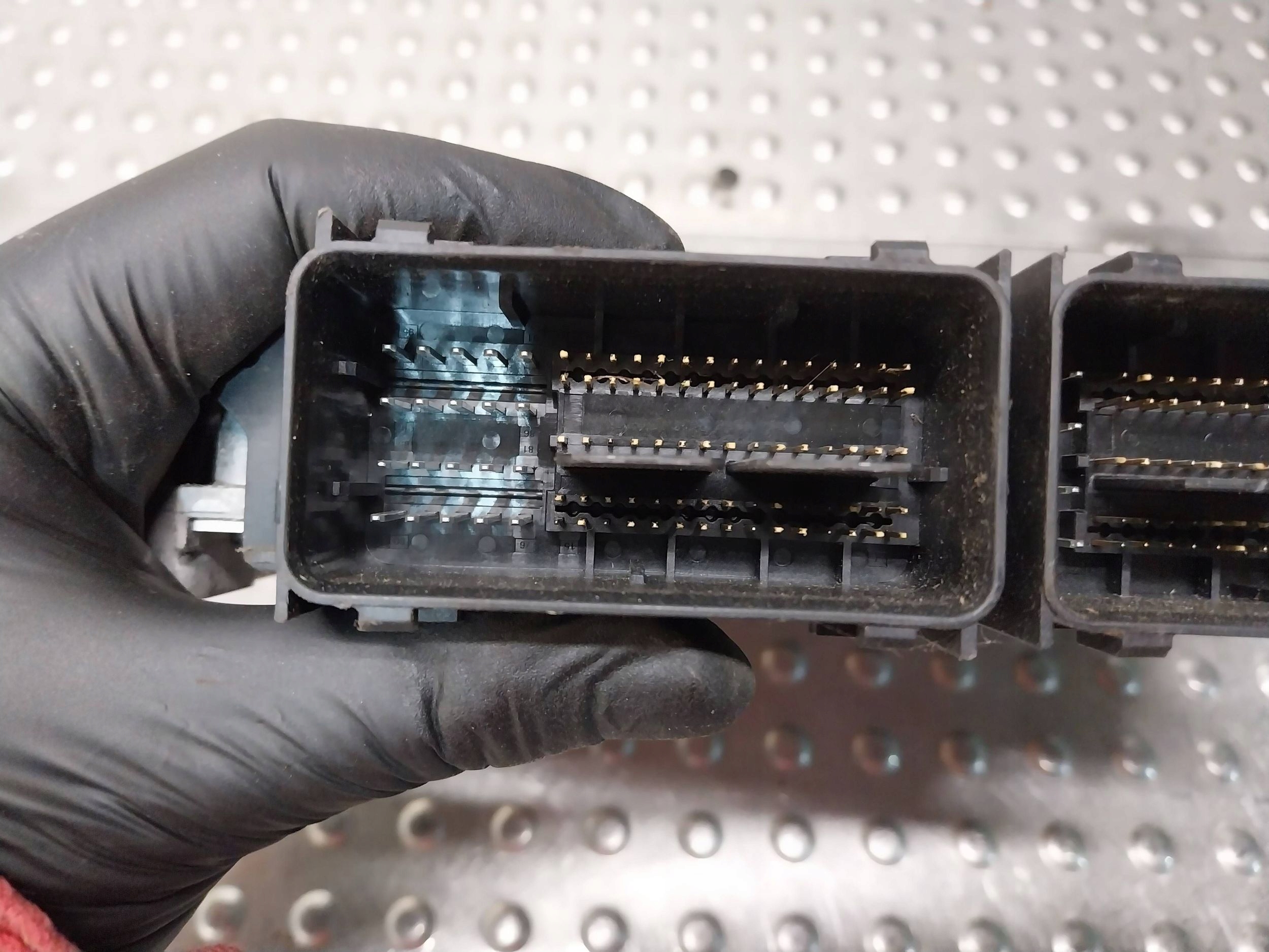 computer control unit of the engine DS71-12B684-UE FORD S-MAX MK2 MONDEO MK5 2.0TDCI