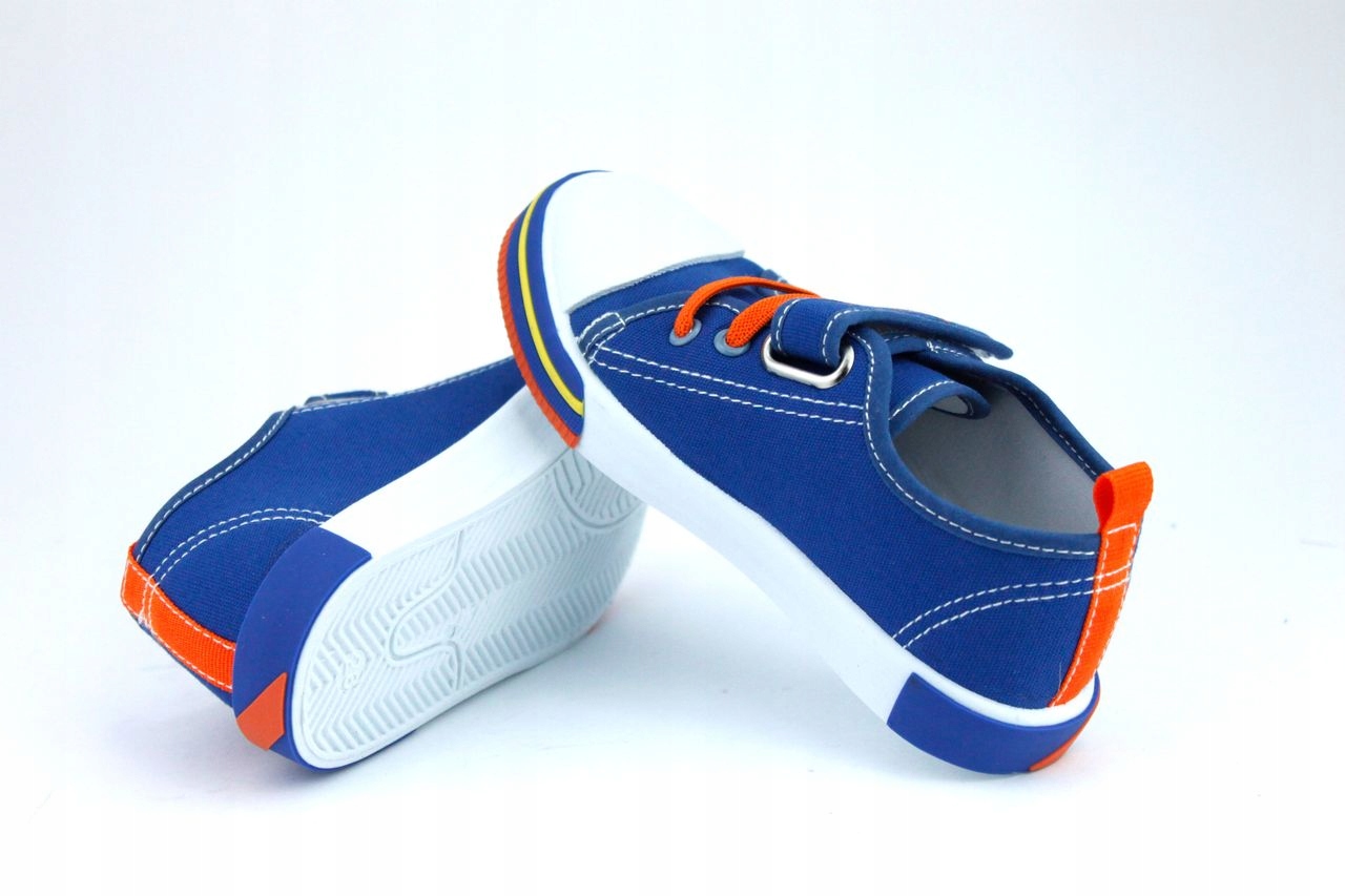 AMERICAN TEN05-21 WYGODNE NA RZEP TRAMPKI R.21 Płeć chłopcy