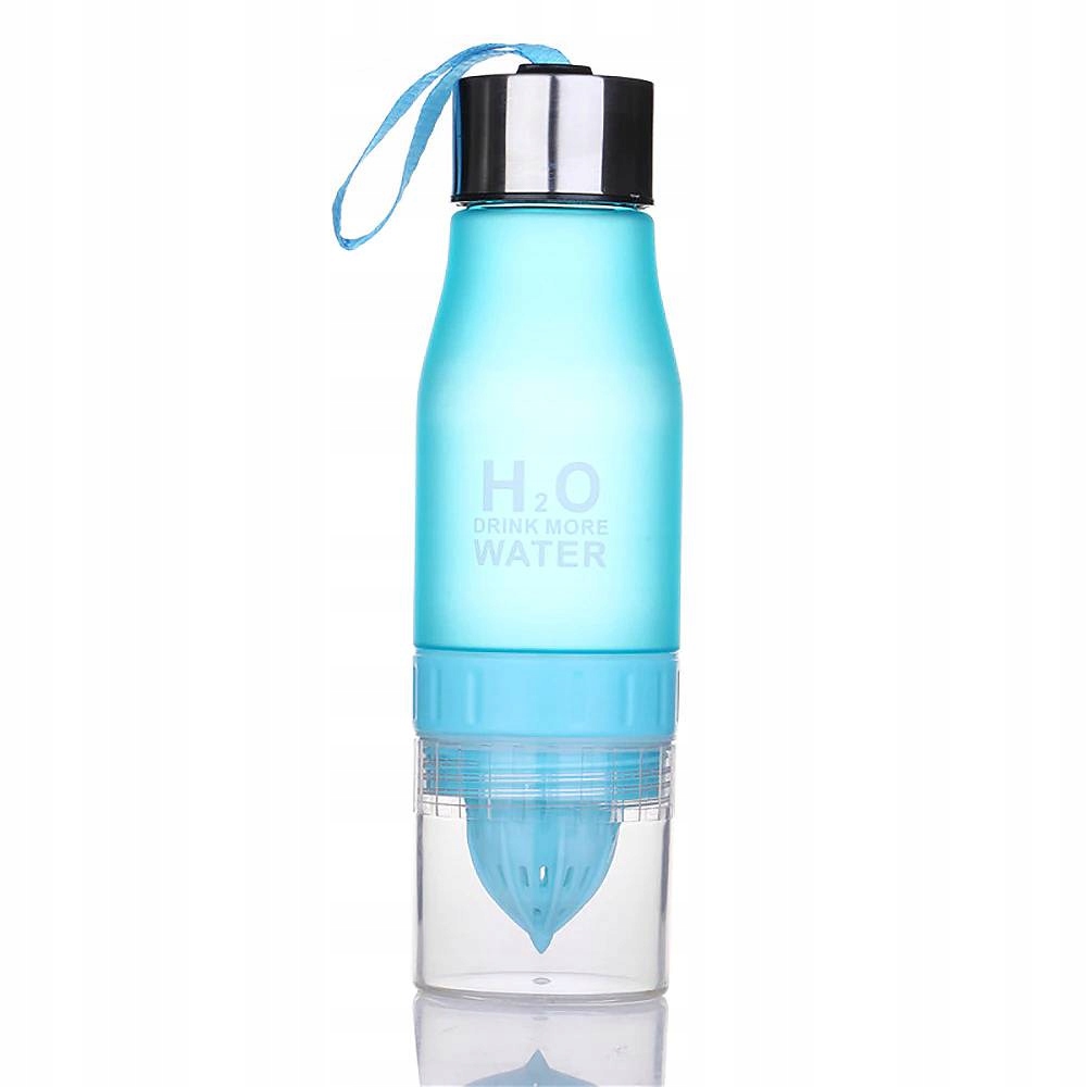 Бутылка с водой с синим луком
