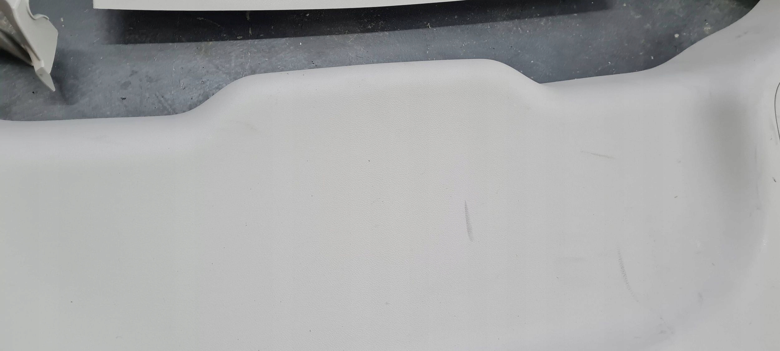 Chrysler Pacifica 2022 cover side bonnet boot rear part 6PP36PD2AA
