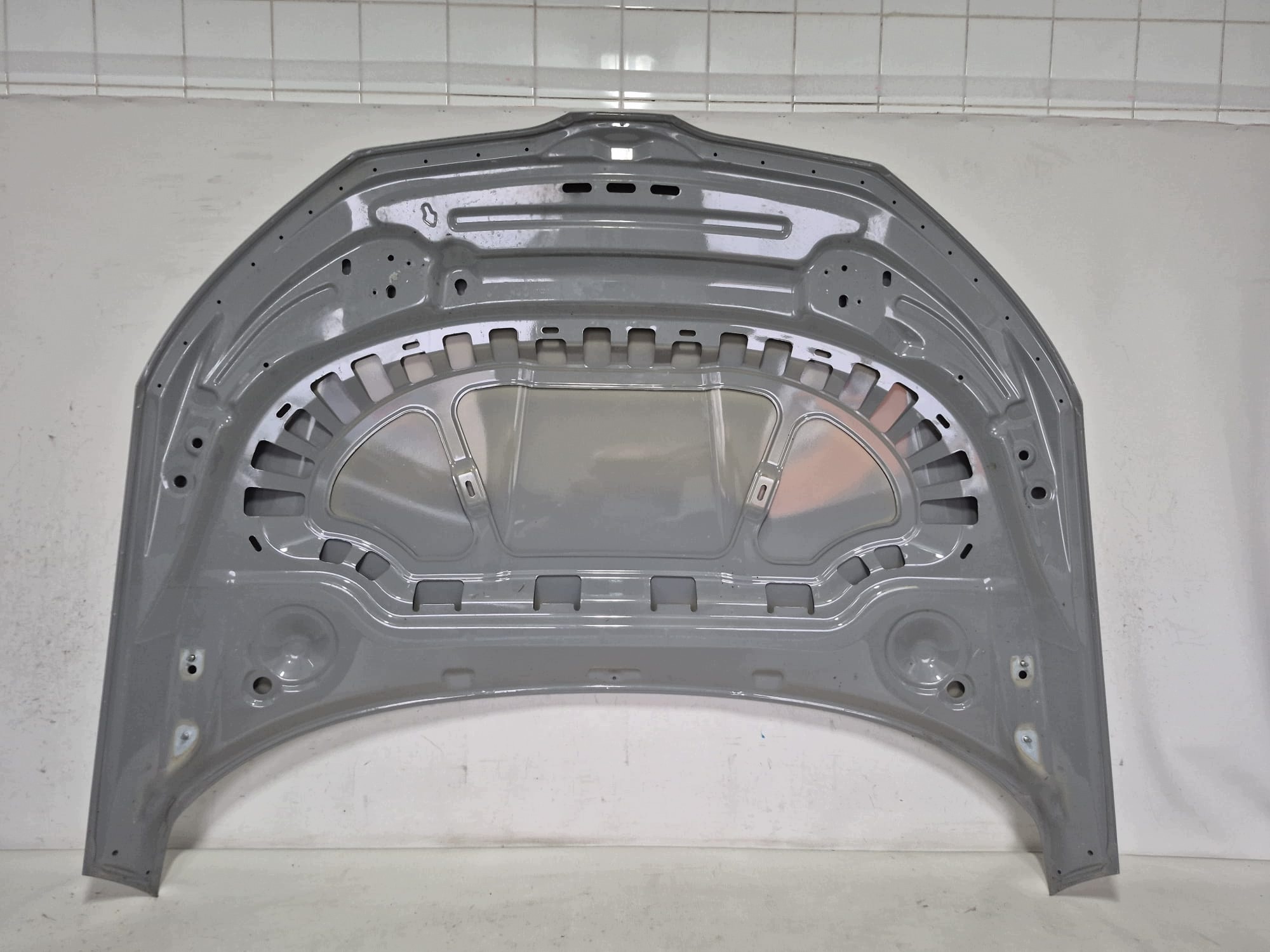 SKODA SCALA 19- Capot