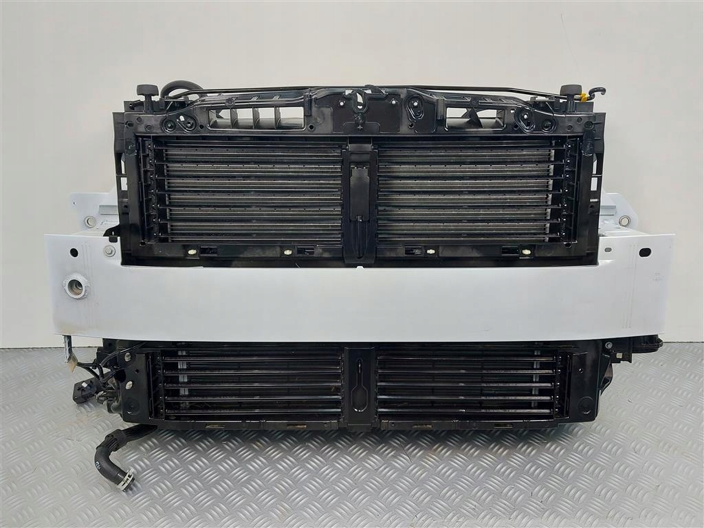 Pas przedni wzmocnienie Ford Kuga MK3 2,5 HYBRID