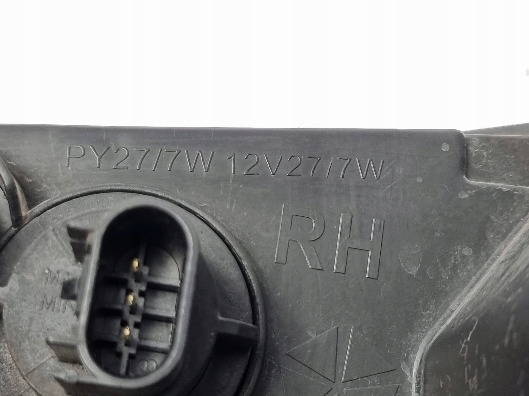 light right front EU FIAT FREEMONT