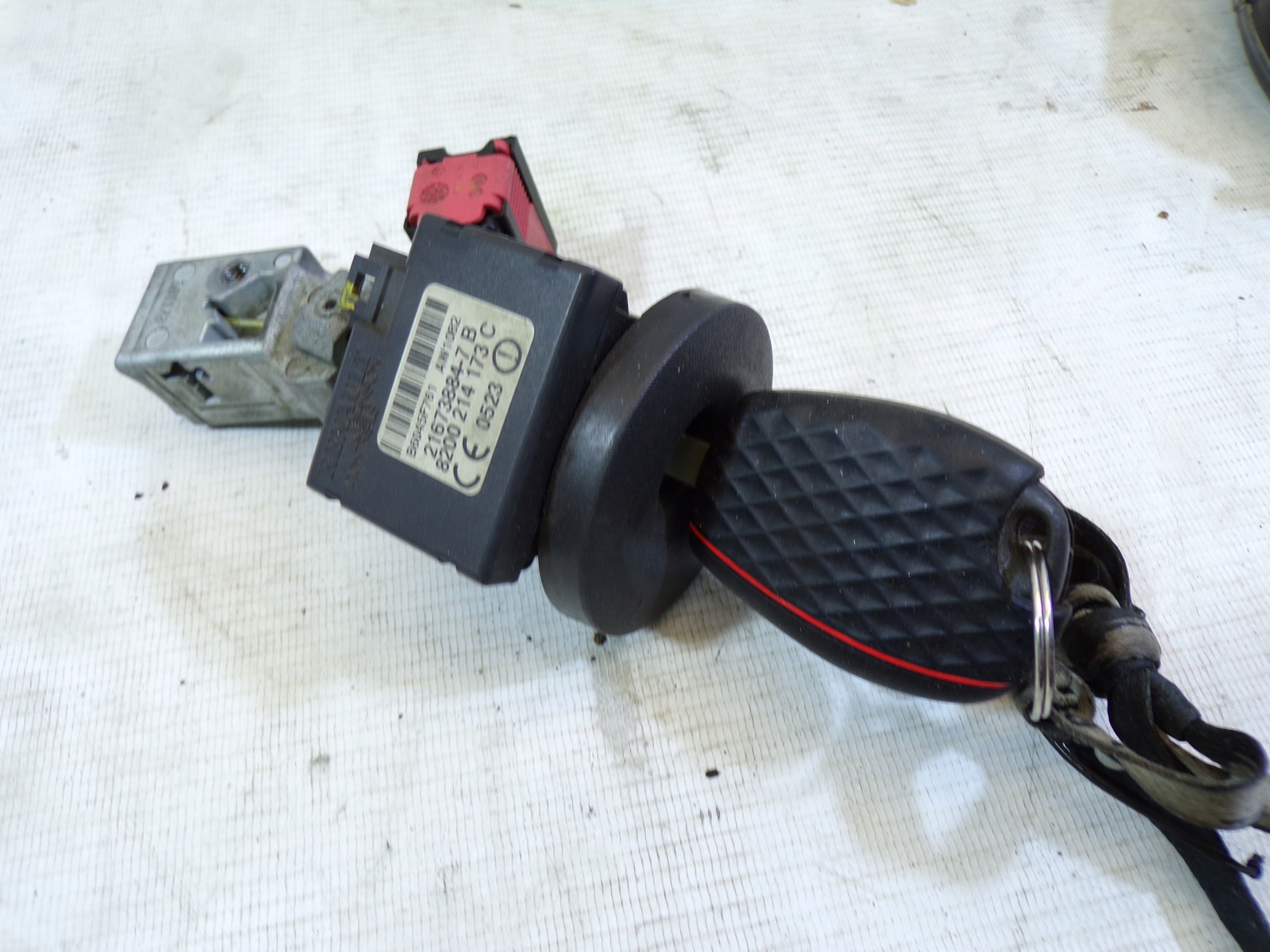 running board starter RENAULT CLIO 3 III 1.5 DCI 8200399038