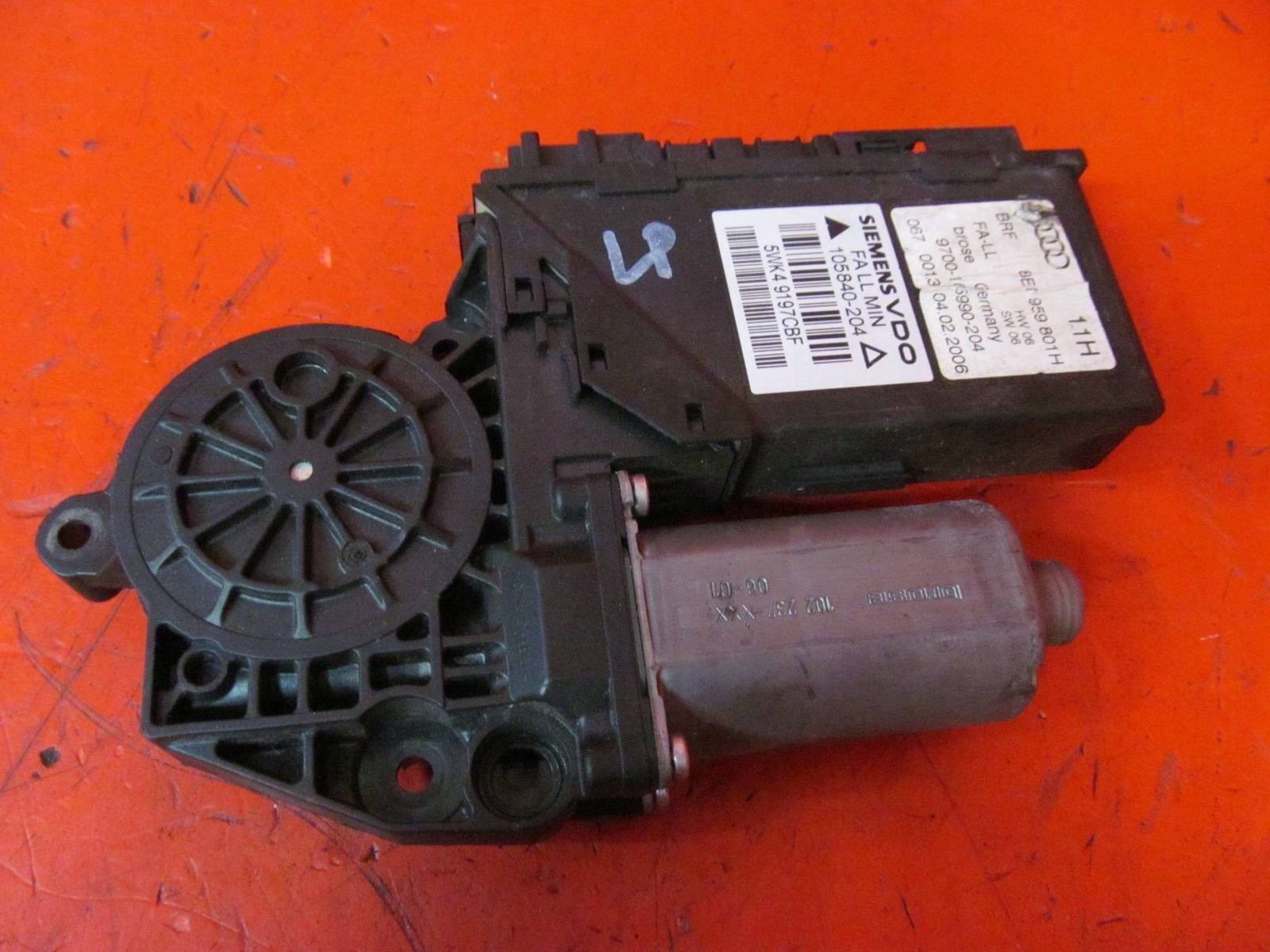 AUDI A4 B7 8E mini motor windows left front front 8E1959801H