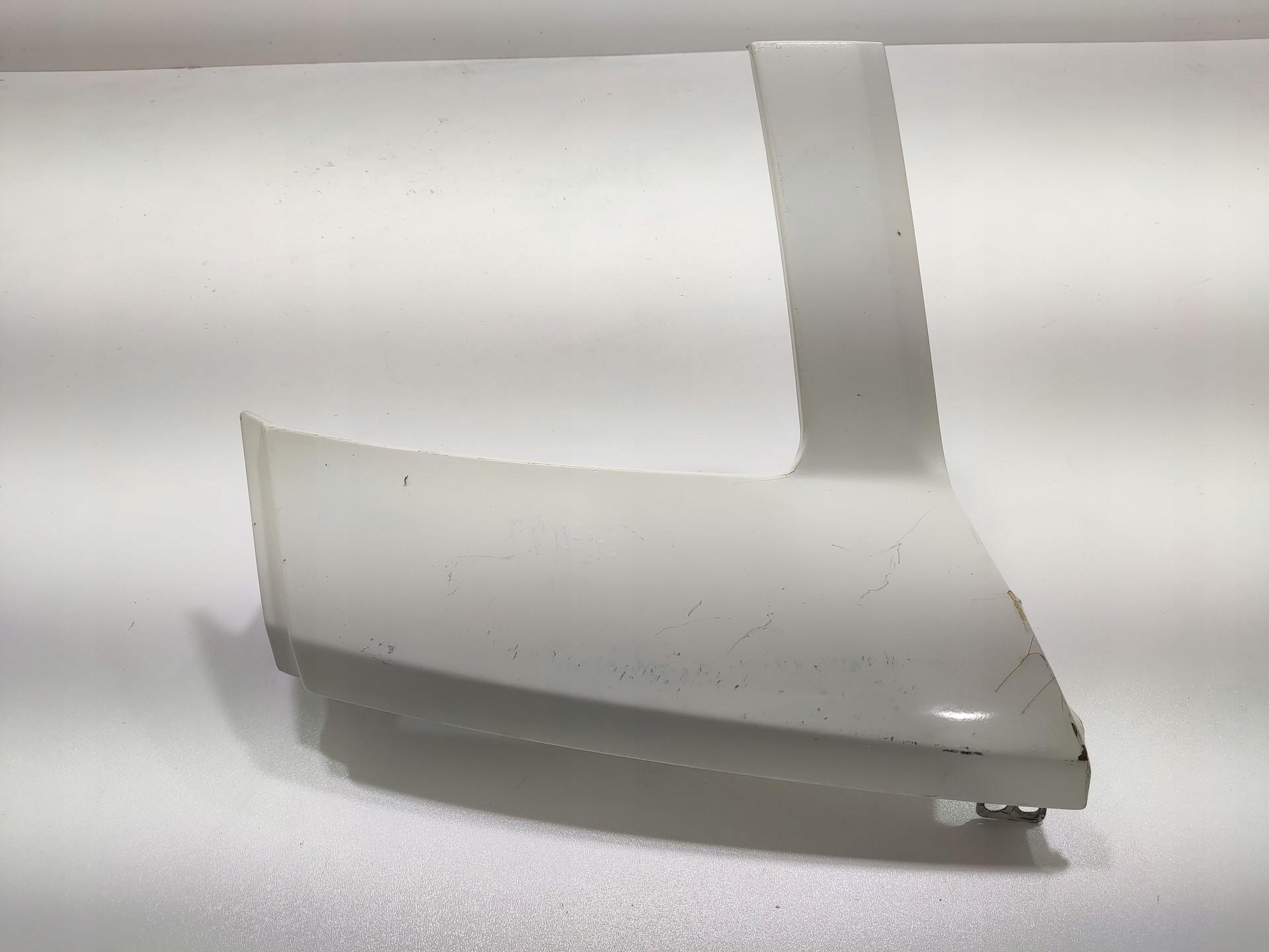 lišta levá pod LAMPE předek VOLKSWAGEN CRAFTER a 2006-2011