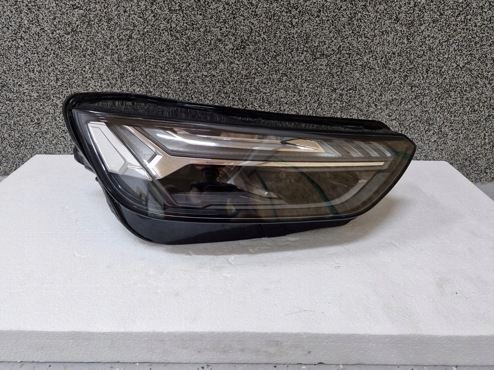 light right Audi Q5 80A LIFT FULL LED Matrix