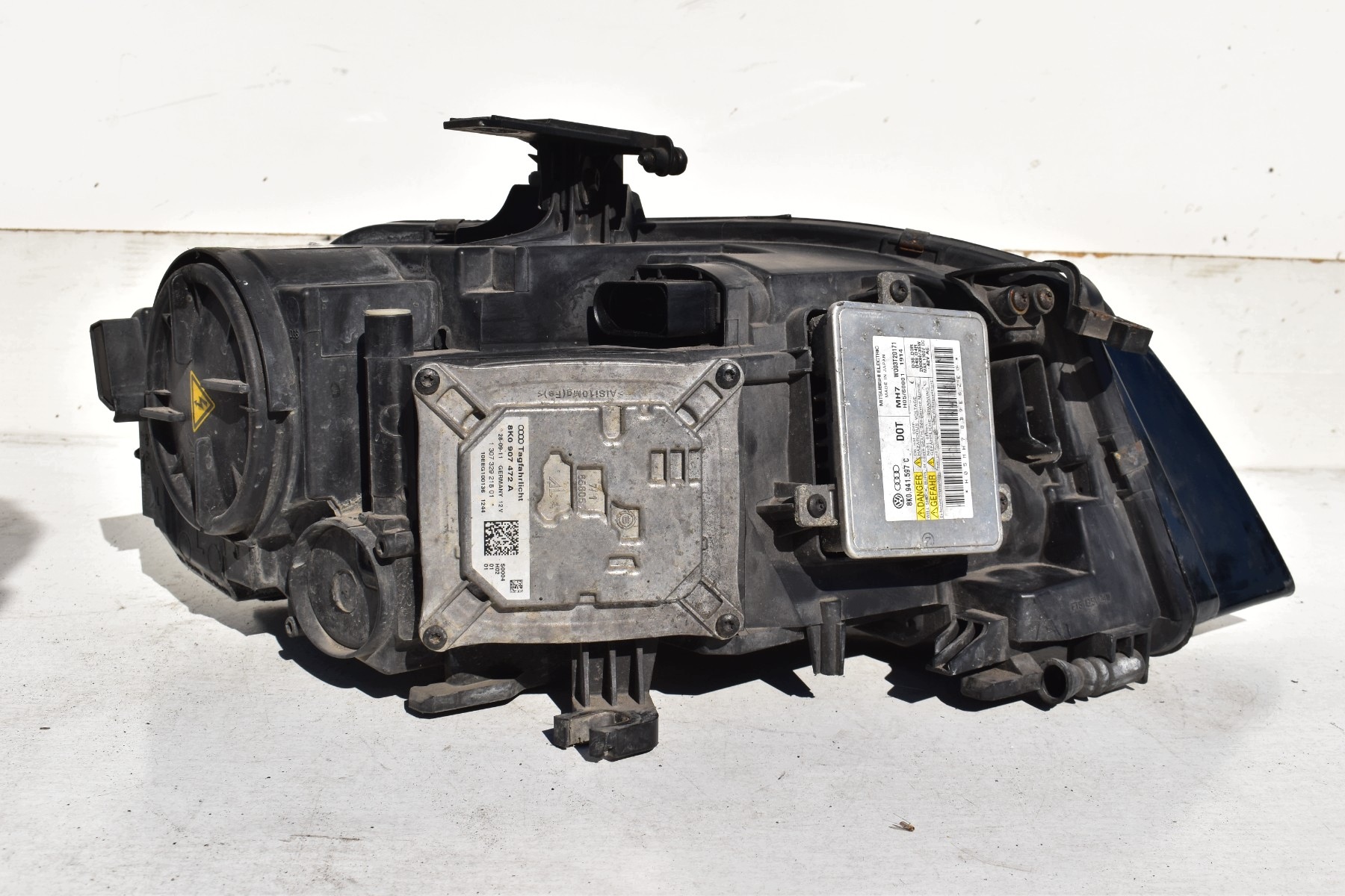 light left front AUDI A4 B8 2008-2012 8K0941003Q UK