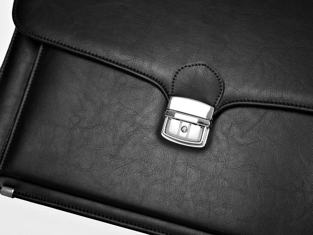 AKTÓWKA TECZKA NA DOKUMENTY SOLOME ROYAL CZARNY NESESER Materiał dominujący skóra ekologiczna