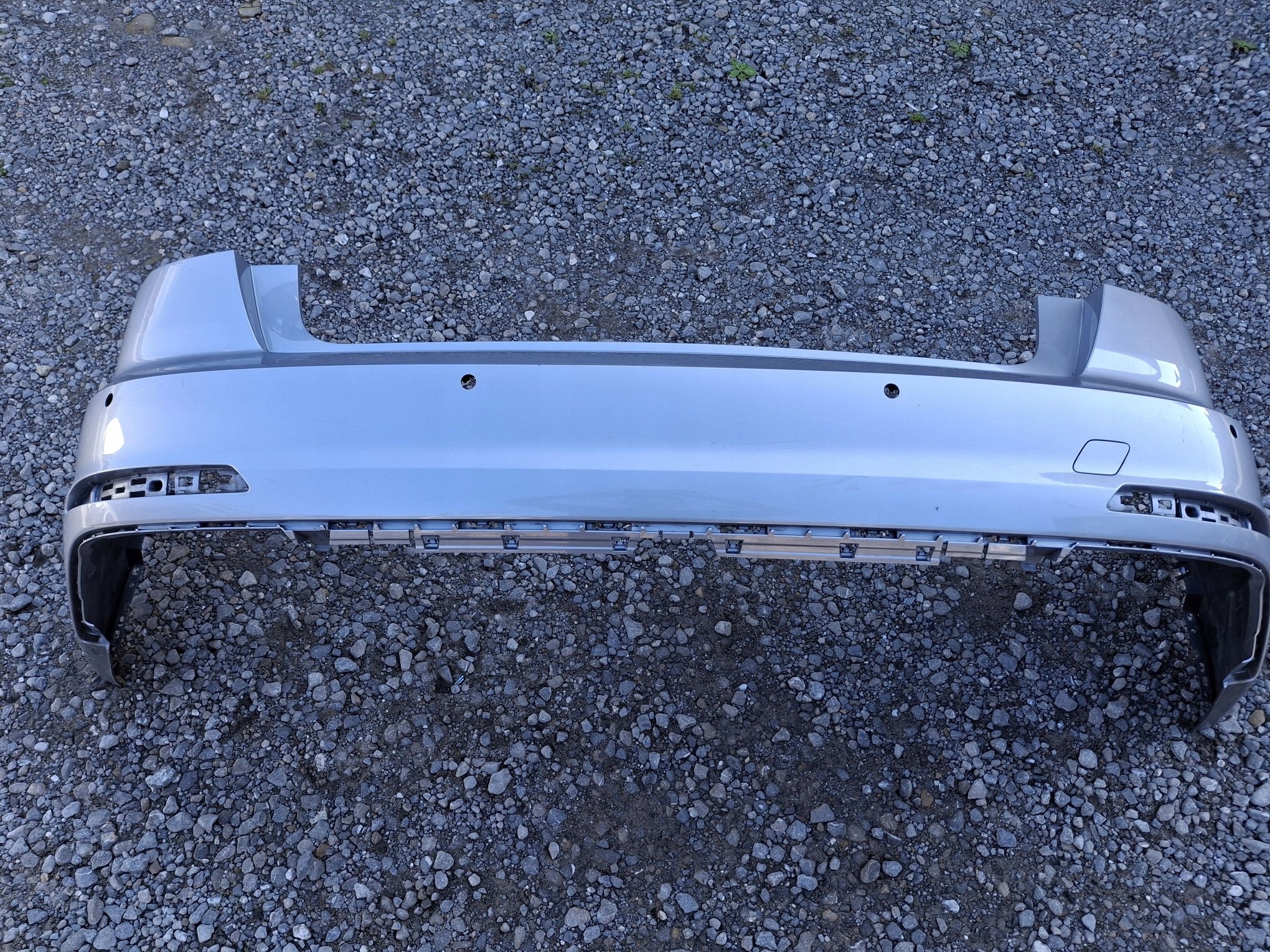 Stoßstange hinten AUDI A6 C8 Sedan 2018R->