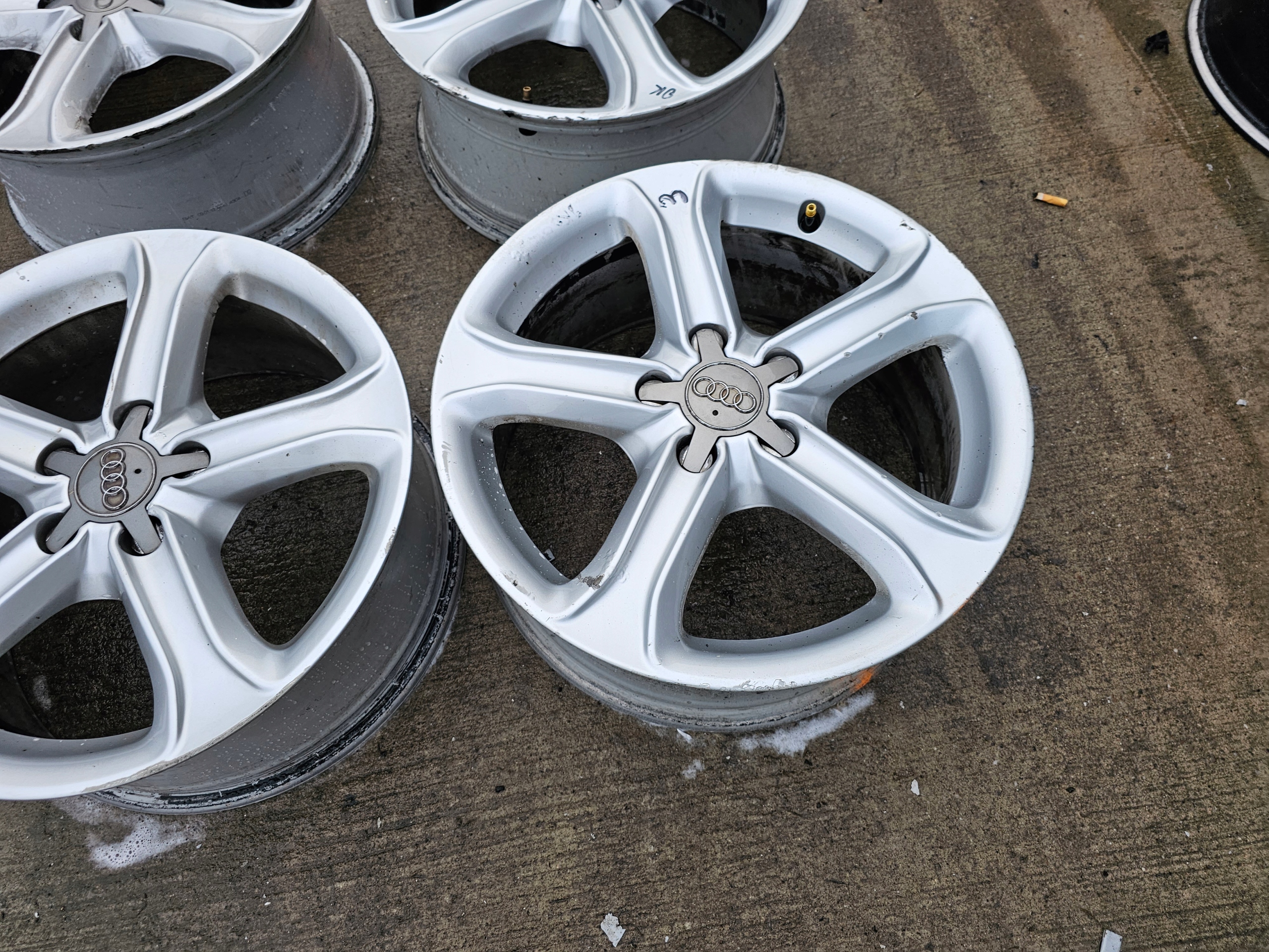 disc discs AUDI A4 A5 A6 7.5J R17 ET45 8K0601025BK
